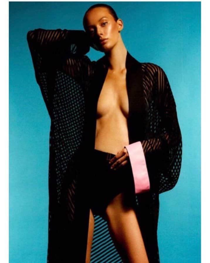 のインスタグラム：「SS 2019 Collection in the latest issue of @magazinetrajectoire - shot by #vincentalvarezphotography - styled by #joannakalinski #guylarocheparis #richardrene #guylaroche #style #paris #fashion @icinsightcommunications」