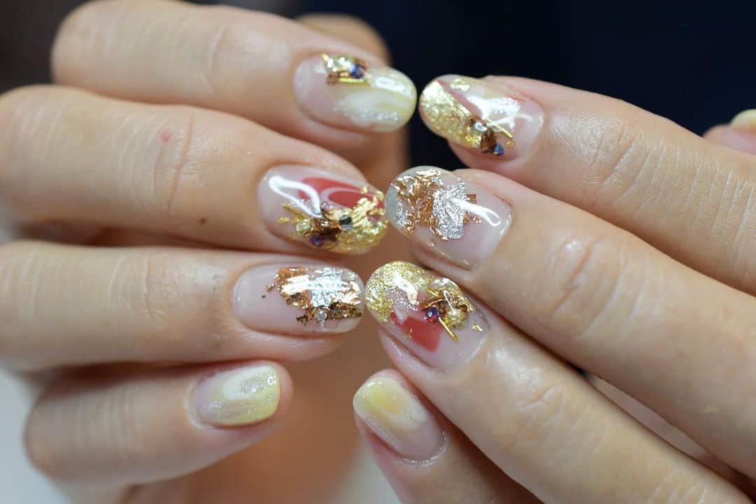 Yuka Maeda ::manicurelistのインスタグラム：「大阪市北区 梅田.中崎町.駅から徒歩7分🚶‍♀️ CADENAS nail eyelash  マツエクアカウント @cadenaseyelash LINE:@ cadenas 🆔検索🙋‍♀️ tel:06-4792-8617. cadenas.nail@gmail.com. .  #instalike #instadaily #instamood #instalove #instafashion #igresjp #like4like #l4l #tagsforlikes  #gelnail  #nailswag #japanesenailart #gelnailart #nailartist #repost #instanails  #mama #fashion #naillike #acrylic #tbt #swag #ootd #coordinate #photooftheday  #tagsforlikes #ネイル好きな人と繋がりたい #大人ネイル #ネイルアート #夏ネイル」