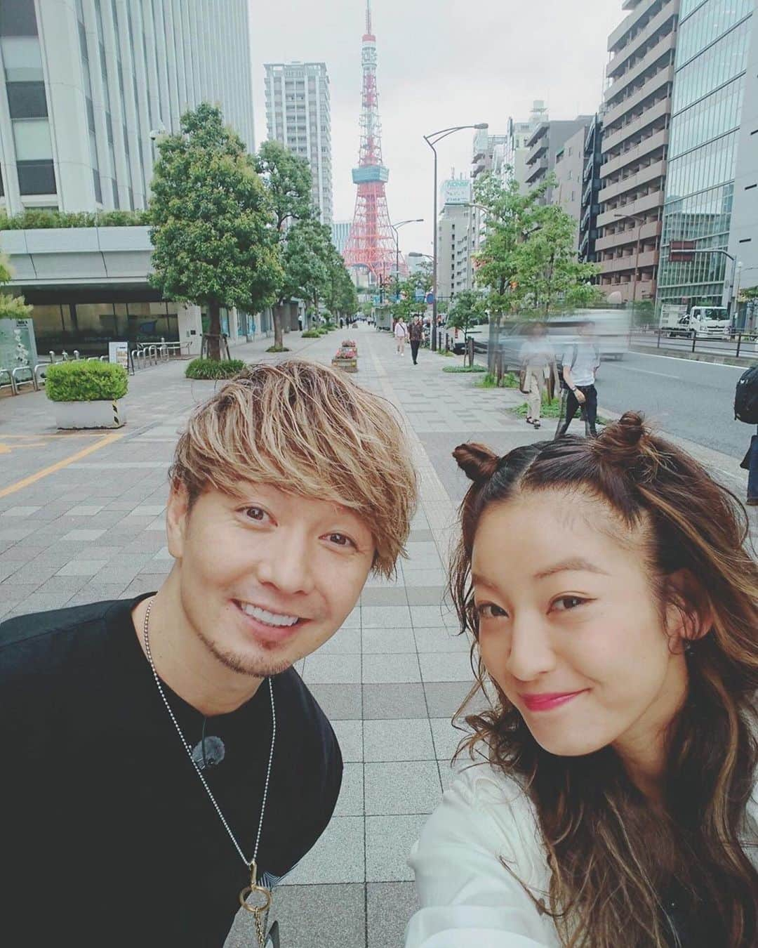 SHOCK EYEさんのインスタグラム写真 - (SHOCK EYEInstagram)「ダウンタウンDX、西山さんのおかげで、とても楽しいロケでした。 ありがとうございました。 幸せを願ってます😊✨🙏 #愛宕神社 #運気アップ」7月18日 22時25分 - shockeye_official