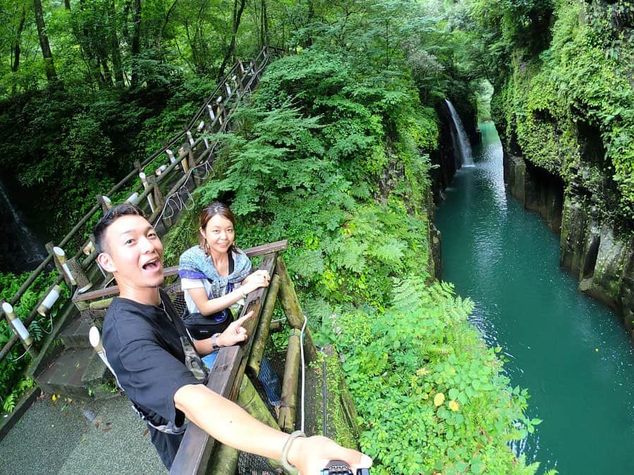 安床武士のインスタグラム：「Day 1 in Miyazaki!! Feel so refreshed🙂 合間に九州旅行にきてます。 今日は宮崎に。 こんなに神様にご縁がある場所だとは知らずでした…最高のリフレッシュになりました✨ #miyazaki #宮崎 #高千穂峡 #天岩戸神社 #青島神社 #おぐら亭 #goprohero7 #降水確率80%も雨にやられず」