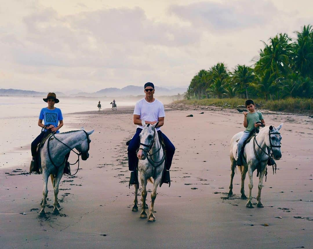 トム・ブレイディさんのインスタグラム写真 - (トム・ブレイディInstagram)「Young Guns」7月18日 22時47分 - tombrady