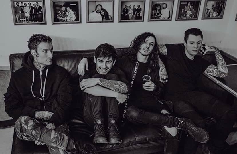 アンドリュー・ヴェラスケスのインスタグラム：「SUDDEN SKY IS OUT AT MIDNIGHT! WHATS YOUR FAVORITE SONG SO FAR?!」