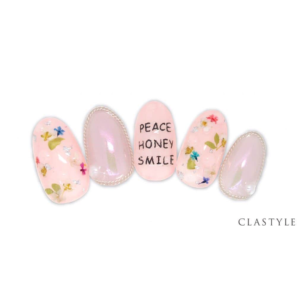 CLASTYLEさんのインスタグラム写真 - (CLASTYLEInstagram)「✨CLASTYLEおすすめネイル✨﻿﻿ ﻿﻿ ﻿ 『#ぷるツヤネイル』﻿﻿ ベースのカラーを変えるだけで色んなアートが楽しめます♫﻿ ノンワイプトップの上にこするだけ💅﻿ ﻿﻿ クラスタイル受講生は専用サイトでアートレシピを公開中です♡﻿﻿ ﻿﻿ ﻿﻿ ﻿﻿ ﻿﻿ ﻿﻿ ﻿﻿ #ネイル #ジェルネイル #春夏ネイル #大人ネイル ﻿#マジックパウダー #ネイルサンプル #ジェルアート #透け感  #ネイル動画 ﻿#ネイルデザイン #ファッション #gelnails #nail #フラワーネイル #nailbook #クラスタイル通信 #クラスタイル #clastyle #CLASTYLE #clastyle通信 ﻿ #トレンドネイル #おしゃれネイル #ネイル好きな人と繋がりたい﻿」7月18日 23時00分 - clastyle_nail