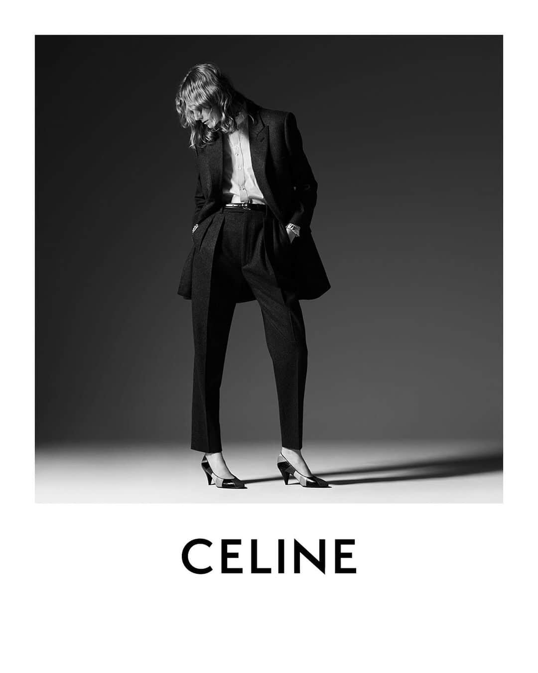 Celineさんのインスタグラム写真 - (CelineInstagram)「CELINE WINTER 19 PART 1 MARLAND PHOTOGRAPHED IN PARIS IN JANUARY 2019  AVAILABLE NOW IN STORE AND CELINE.COM ⠀⠀⠀⠀⠀⠀ #CELINEBYHEDISLIMANE」7月18日 23時06分 - celine