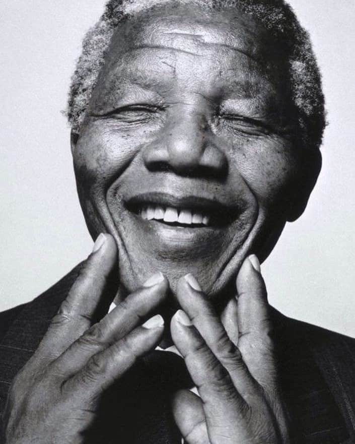 ヒラリー・クリントンさんのインスタグラム写真 - (ヒラリー・クリントンInstagram)「“It is in your hands to make a better world for all who live in it.” —Nelson Mandela, born 101 years ago today」7月18日 23時08分 - hillaryclinton