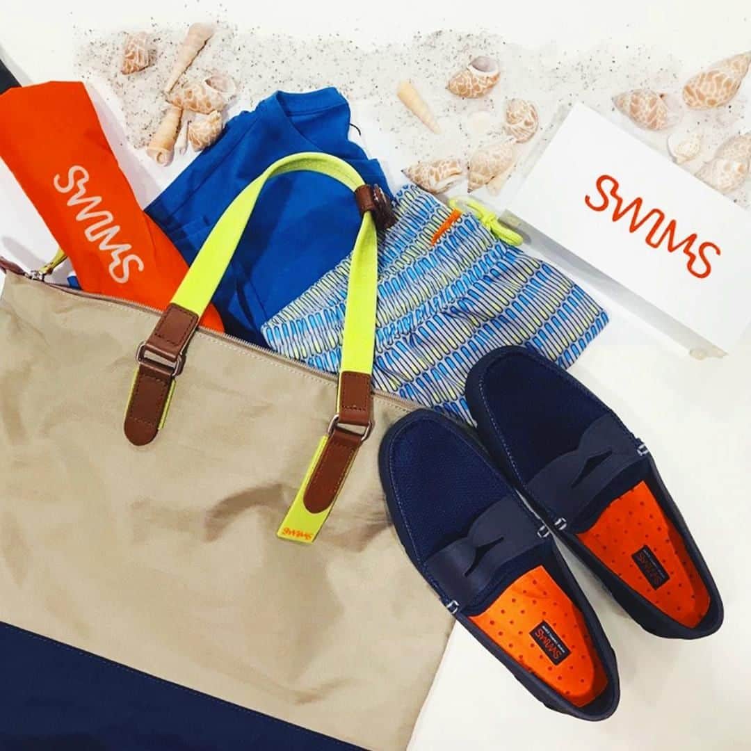 スイムズのインスタグラム：「Everything you need for a long weekend away. Shop our SS19 Collection now on SWIMS.com⠀ #menswear #shoesoftheday #mensstyle #loafers」