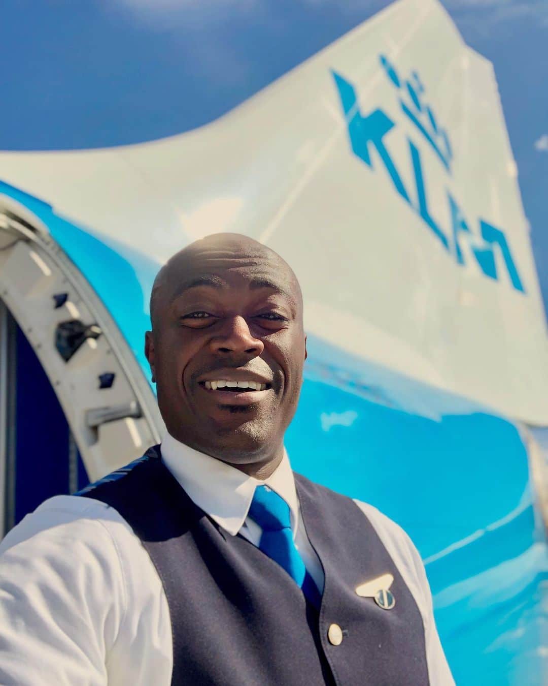 KLMオランダ航空さんのインスタグラム写真 - (KLMオランダ航空Instagram)「Well, come aboard and don’t forget to smile! #KLM #RoyalDutchAirlines #flyKLM 📸 by: @feootje」7月18日 23時14分 - klm