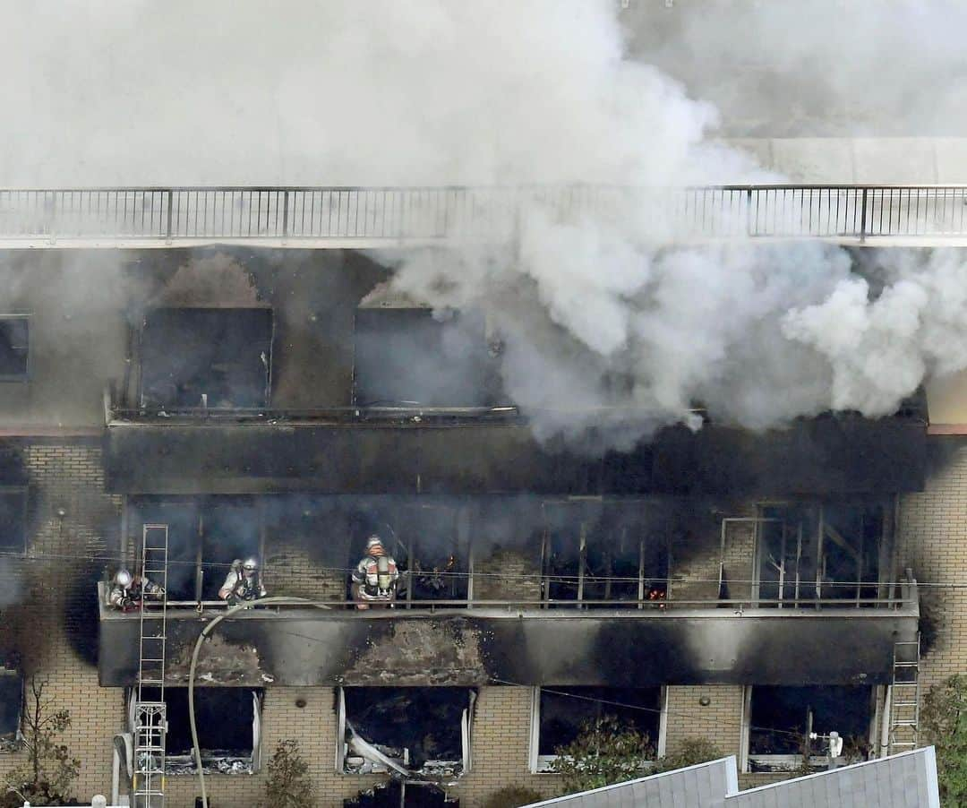 NBC Newsさんのインスタグラム写真 - (NBC NewsInstagram)「More than 30 people are dead after a fire caused by a suspected arson ripped through an animation production studio in #Kyoto, #Japan, early Thursday. Click the link in our bio to read more. . 📷 Kyodo News / @apnews」7月18日 23時17分 - nbcnews