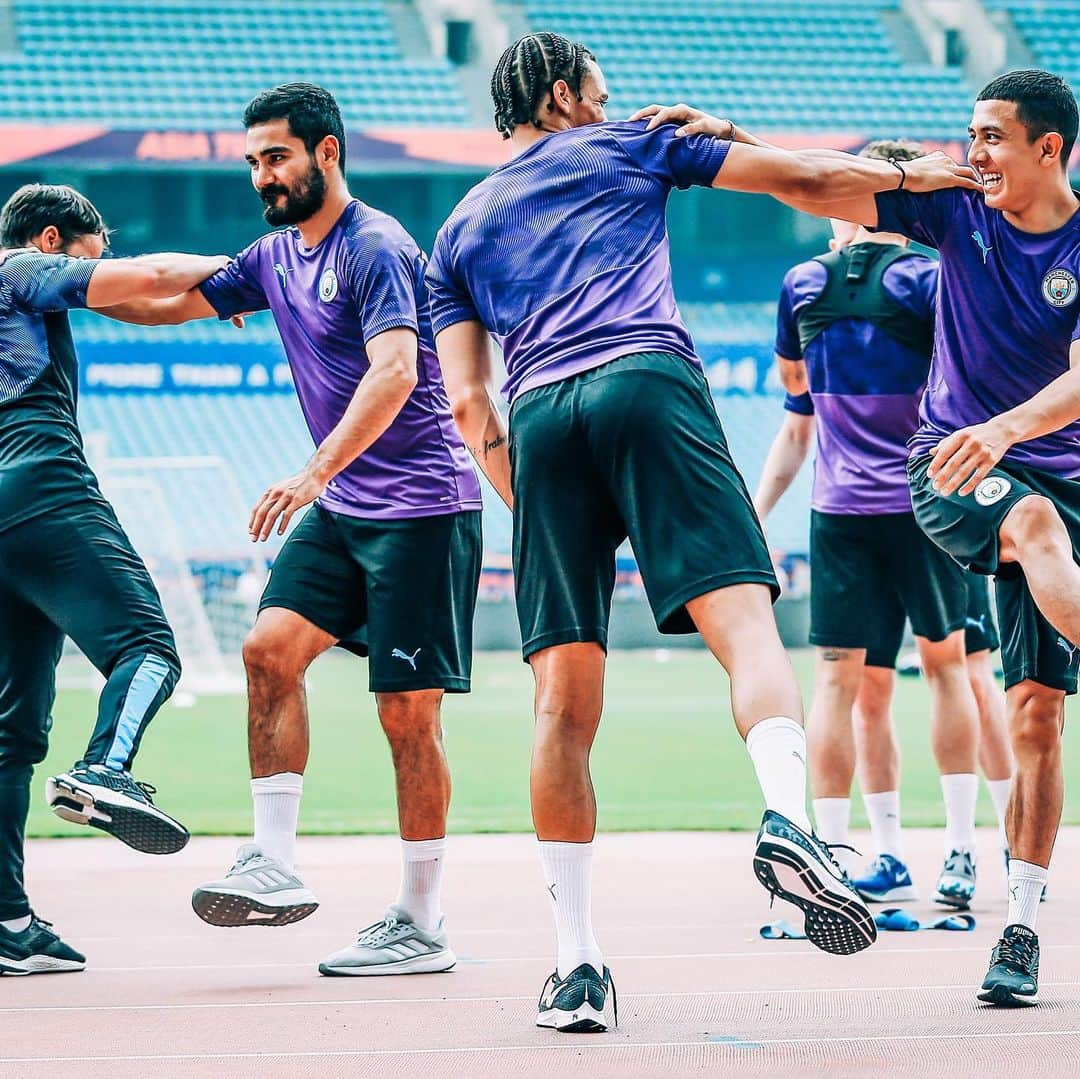 マンチェスター・シティFCさんのインスタグラム写真 - (マンチェスター・シティFCInstagram)「🚴‍♂️😄🏃‍♂️ #mancity」7月18日 15時26分 - mancity