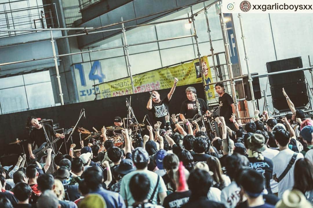 Larry のインスタグラム：「【プレイバック写真館Part2】﻿ 2019.07.14 Sun﻿ MEANING & Reality Crisis presents﻿ "HUMANITY 2019"﻿ at 豊田スタジアム外周 特設ステージ﻿ #garlicboys」