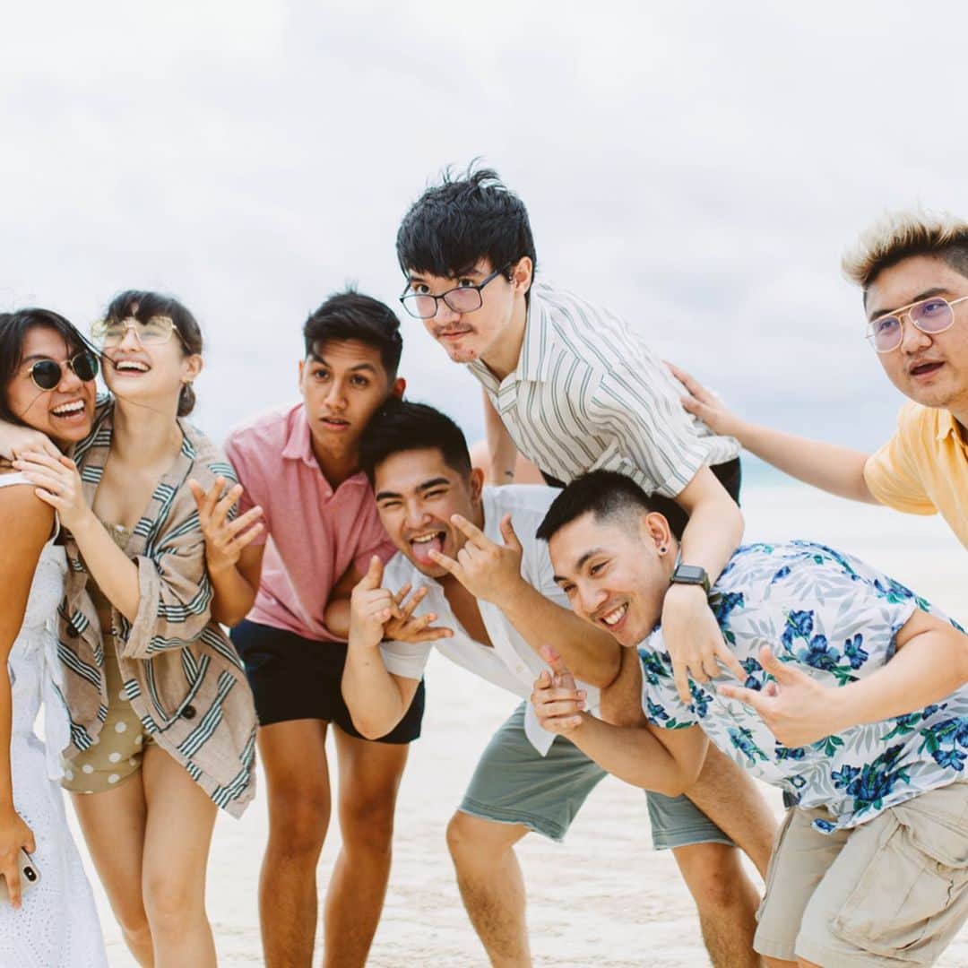 Coleen Garciaさんのインスタグラム写真 - (Coleen GarciaInstagram)「Just a little glimpse of how kagulo this trip has been for the older kids 🤣 Had the best time with our Ortega cousins! ❤️ As always, Sweet Escape did a great job capturing these moments. Having them there for our family reunion was the BEST decision ever!!! (📷 @sweet.escape) #discoveryshoresboracay」7月18日 16時39分 - coleen