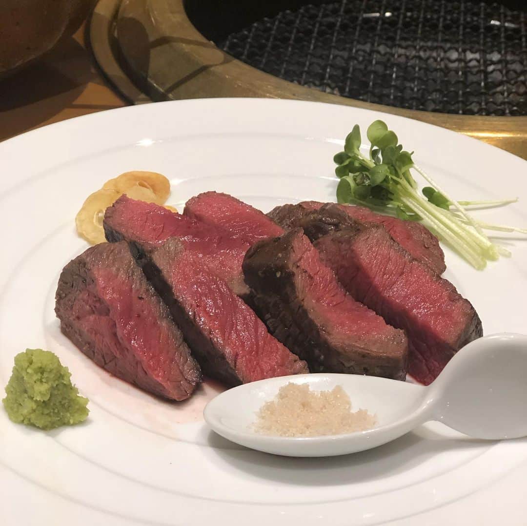 川満陽香理のインスタグラム：「肉パワー‼️ティーパワー‼️ また食べて、練習‼️ 食べて前に進むのだっっっ！ まだまだこれからが夏🤩」