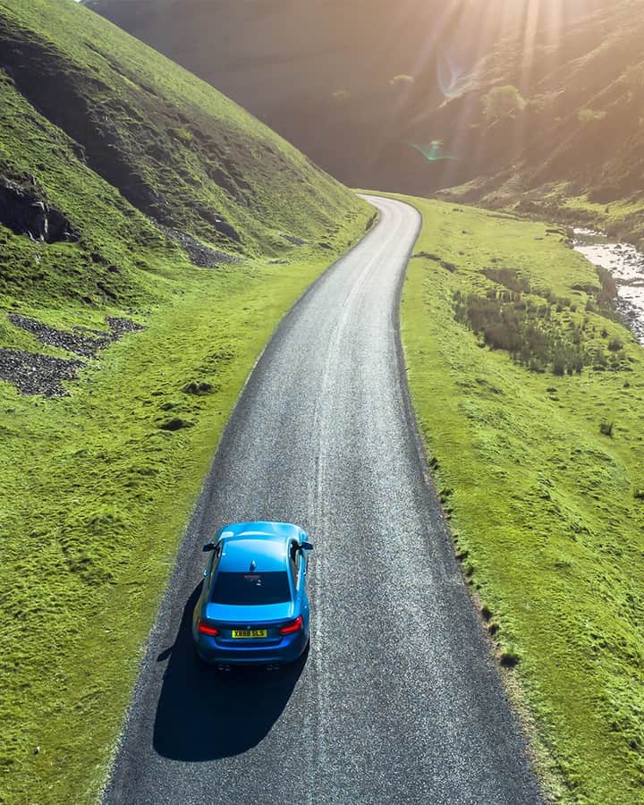 BMWのインスタグラム：「Finds the thrill, even on the quiet roads. The BMW M2 Coupé. #TheM2 #BMW #M2 #BMWM #BMWrepost @Kabizzz __ BMW M2 Coupé: Fuel consumption in l/100 km (combined): 8.5. CO2 emissions in g/km (combined): 199. The values of fuel consumptions, CO2 emissions and energy consumptions shown were determined according to the European Regulation (EC) 715/2007 in the version applicable at the time of type approval. The figures refer to a vehicle with basic configuration in Germany and the range shown considers optional equipment and the different size of wheels and tires available on the selected model. The values of the vehicles are already based on the new WLTP regulation and are translated back into NEDC-equivalent values in order to ensure the comparison between the vehicles. [With respect to these vehicles, for vehicle related taxes or other duties based (at least inter alia) on CO2-emissions the CO2 values may differ to the values stated here.] The CO2 efficiency specifications are determined according to Directive 1999/94/EC and the European Regulation in its current version applicable. The values shown are based on the fuel consumption, CO2 values and energy consumptions according to the NEDC cycle for the classification. For further information about the official fuel consumption and the specific CO2 emission of new passenger cars can be taken out of the „handbook of fuel consumption, the CO2 emission and power consumption of new passenger cars“, which is available at all selling points and at https://www.dat.de/angebote/verlagsprodukte/leitfaden-kraftstoffverbrauch.html.」