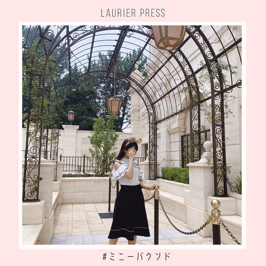 ローリエプレス編集部さんのインスタグラム写真 - (ローリエプレス編集部Instagram)「夏のディズニーバウンドに迷ったら... #ミニーバウンド はいかが？♡﻿ ﻿ ❤︎❤︎❤︎ おすすめポイント ❤︎❤︎❤︎﻿ 1.かっこいい黒や女の子らしいピンク...﻿ 幅広いファッションジャンルに合わせられるから、お友だちとのリンクもばっちり！﻿ ﻿ オフィスカジュアルのアイテムを活用するなら、ネイビーがおすすめ！お上品なマリンルックが完成♡﻿ ﻿ 2.ミニーヘアなら、暑い夏も涼しくかわいく過ごせちゃう♡﻿ ﻿ ローリエプレスのアプリで、おすすめのバウンド紹介やヘアアレンジテクを詳しくチェックできるよ！﻿ ﻿ ﻿ ﻿ ﻿ ﻿ ﻿ ﻿ ﻿ ﻿ ﻿ ﻿ #ローリエプレス #laurier_disney」7月18日 17時14分 - laurier_press