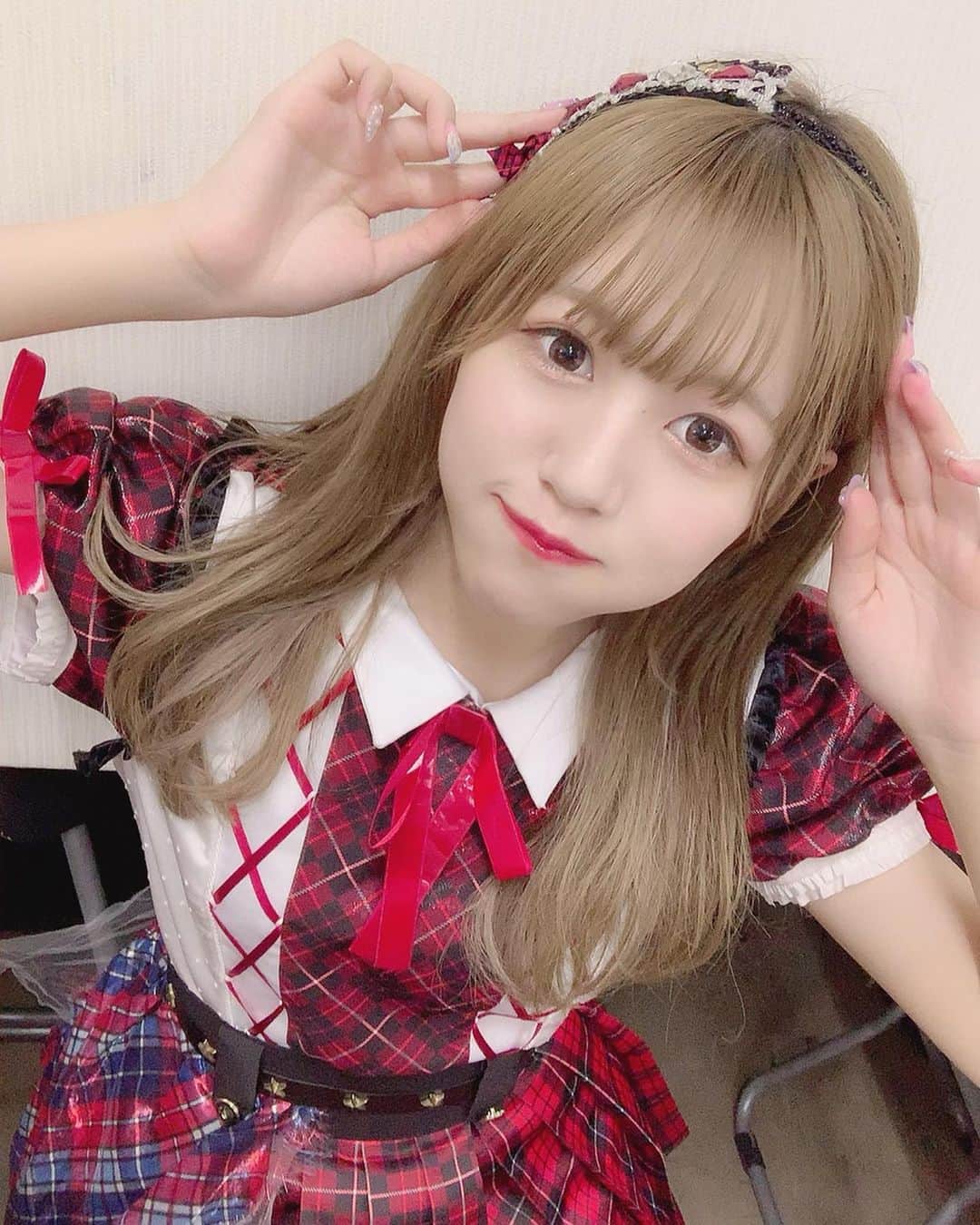 嶋田のあのインスタグラム：「この衣装一番好き〜〜〜 #アイドル #サクヤコノハナ」