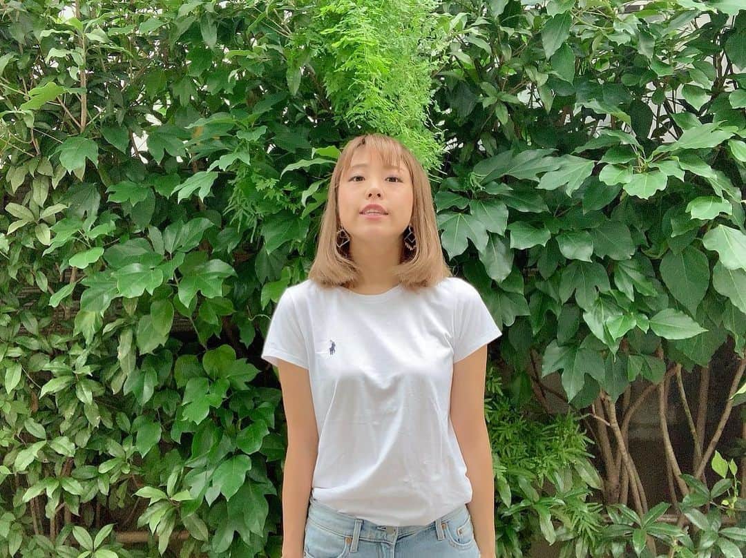 本橋優華のインスタグラム：「晴れ女。毎日のどんより天気にやられとります。 皆さんはお元気ですか？ 今日はちょっと夏みたいで気分がいいので白T着ました！  #today#cloudy#ottd#ralphlauren#tshirt#fashion#whitet#gap#denim#tokyo#白T」