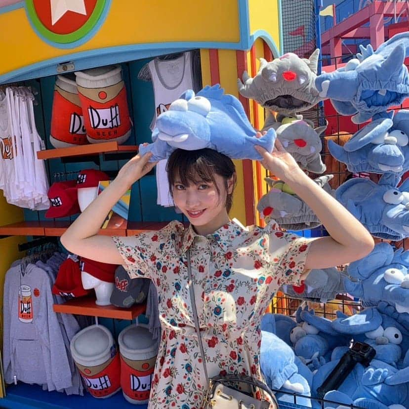 TWICEさんのインスタグラム写真 - (TWICEInstagram)「Thank you LA💙🤟 We took a lot of pictures at Universal Studio in Hollywood. I'll upload more pictures tomorrow!! Please wait for that !! 📷🧸...」7月18日 17時39分 - twicetagram