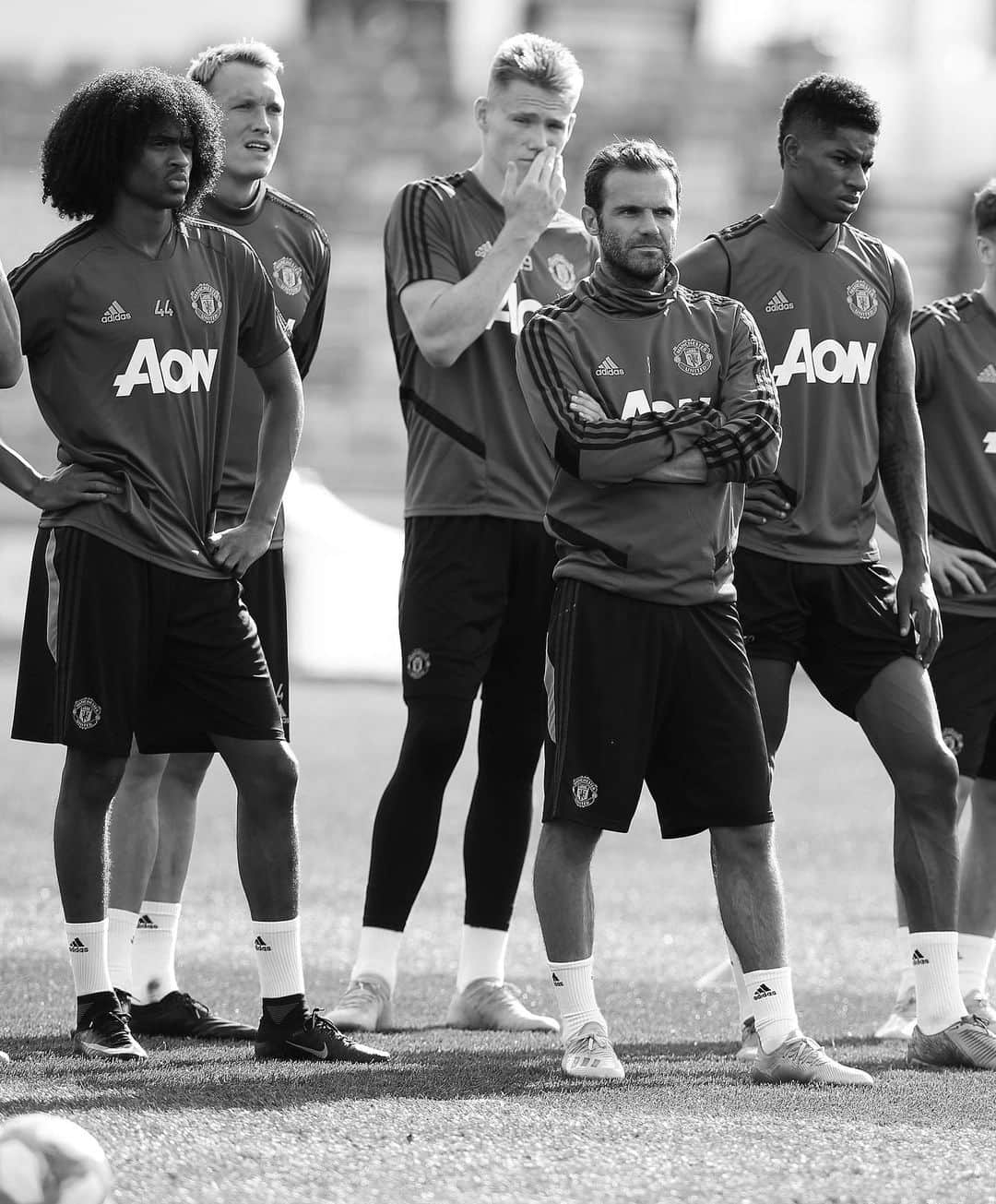 マンチェスター・ユナイテッドさんのインスタグラム写真 - (マンチェスター・ユナイテッドInstagram)「A ⚫️&⚪️ look at our time in Perth. #MUFC #MUTOUR」7月18日 17時47分 - manchesterunited