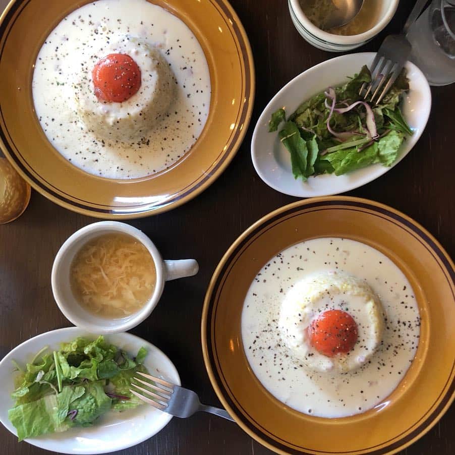 小川沙樹さんのインスタグラム写真 - (小川沙樹Instagram)「中崎町にある食堂PLUG🥚 ずっと食べたかったライスカルボナーラやっと食べれました🐣」7月18日 17時53分 - ogawa__saki