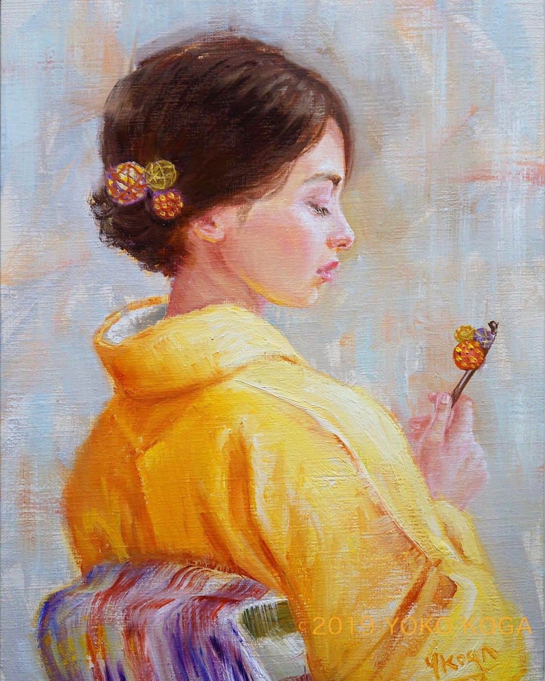 古賀陽子のインスタグラム：「“The Japanese Ball Hairpin” 2019, oil on canvas, 33.4cm×24.3cm "手毬簪" F4号  #人物画 #絵 #アート #ギャラリー #画家 #油絵 #カラー #portrait #figurepainting #figure #gallery #artist #portraitartist #painting #art #artwork #oilpainting #artstagram #instapainting #instajapan #instaart #instaartist #exhibition #exhibit #girl #color #beauty #アート好きな人と繋がりたい #古賀陽子 #yokokoga」