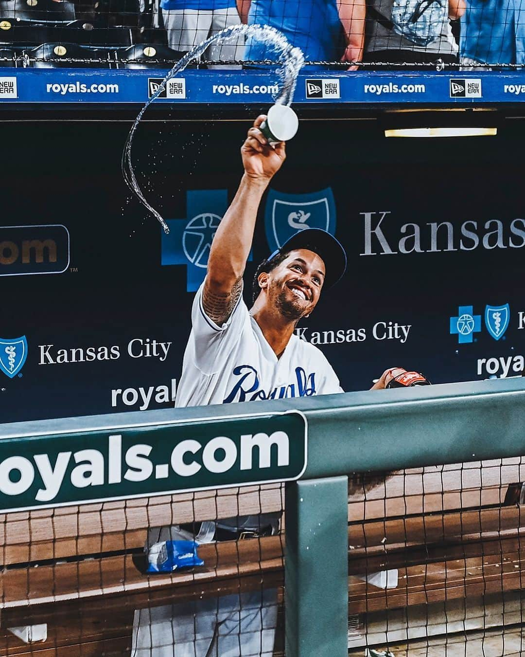 カンザスシティ・ロイヤルズさんのインスタグラム写真 - (カンザスシティ・ロイヤルズInstagram)「Stay 𝙘𝙤𝙤𝙡 today, KC! #AlwaysRoyal」7月19日 0時01分 - kcroyals