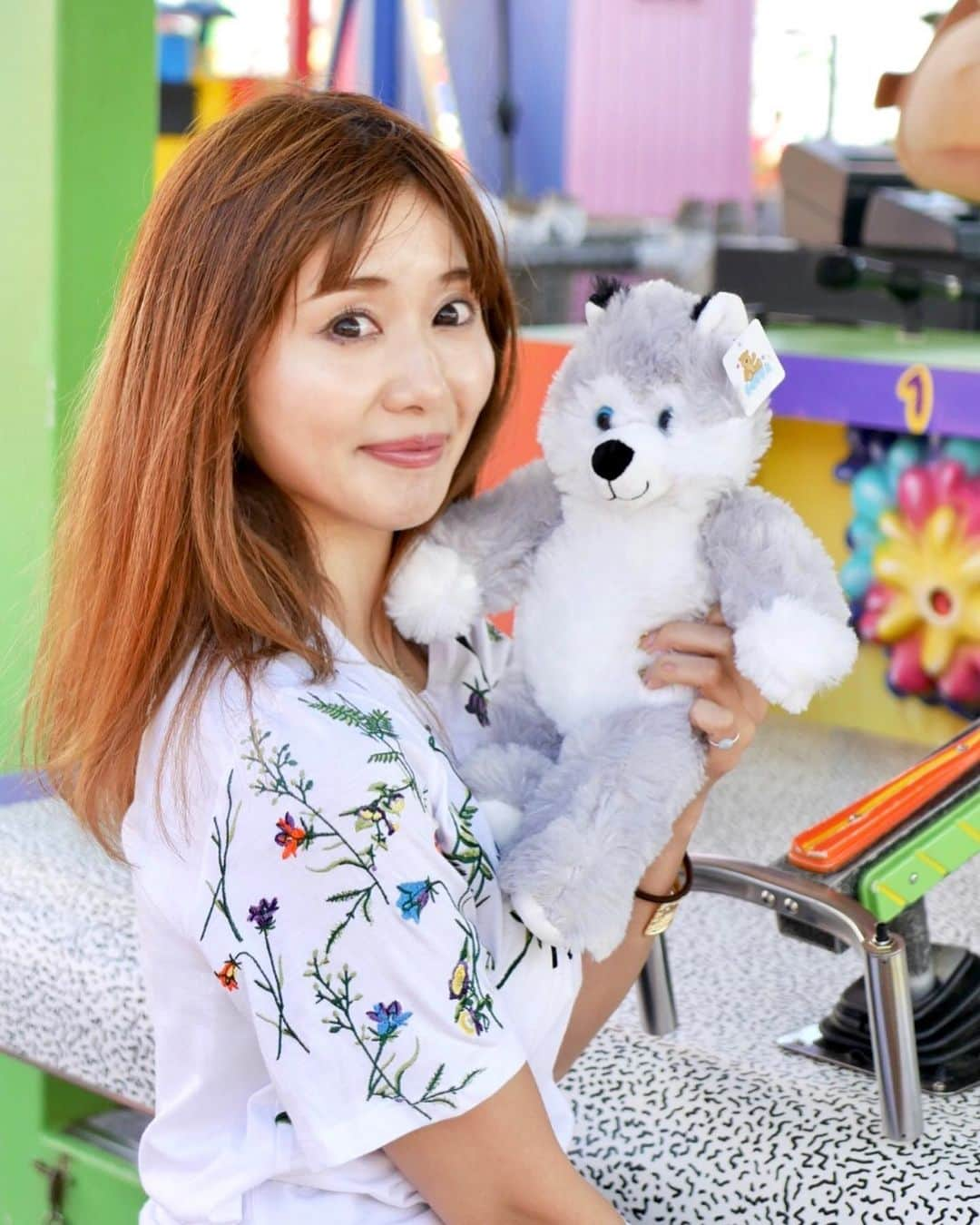 一木美里さんのインスタグラム写真 - (一木美里Instagram)「I got a cute dog in SantaMonica🎡🐳💛 海外に行くとき お肌と体のためにいつも @hollywood_cosmetics のGreenGreenを持ってヨーグルトなどに混ぜて食べてます🥬✨✨オーガニックで安心🥦🇺🇸はコールドプレスジュースも豊富で嬉しいなぁ🥺  #travel#MillyLosAngeles#LosAngeles#strangerthings#toy#ロサンゼルス#スキンケア#organic#ハリウッド化粧品」7月18日 18時45分 - misato_ichiki