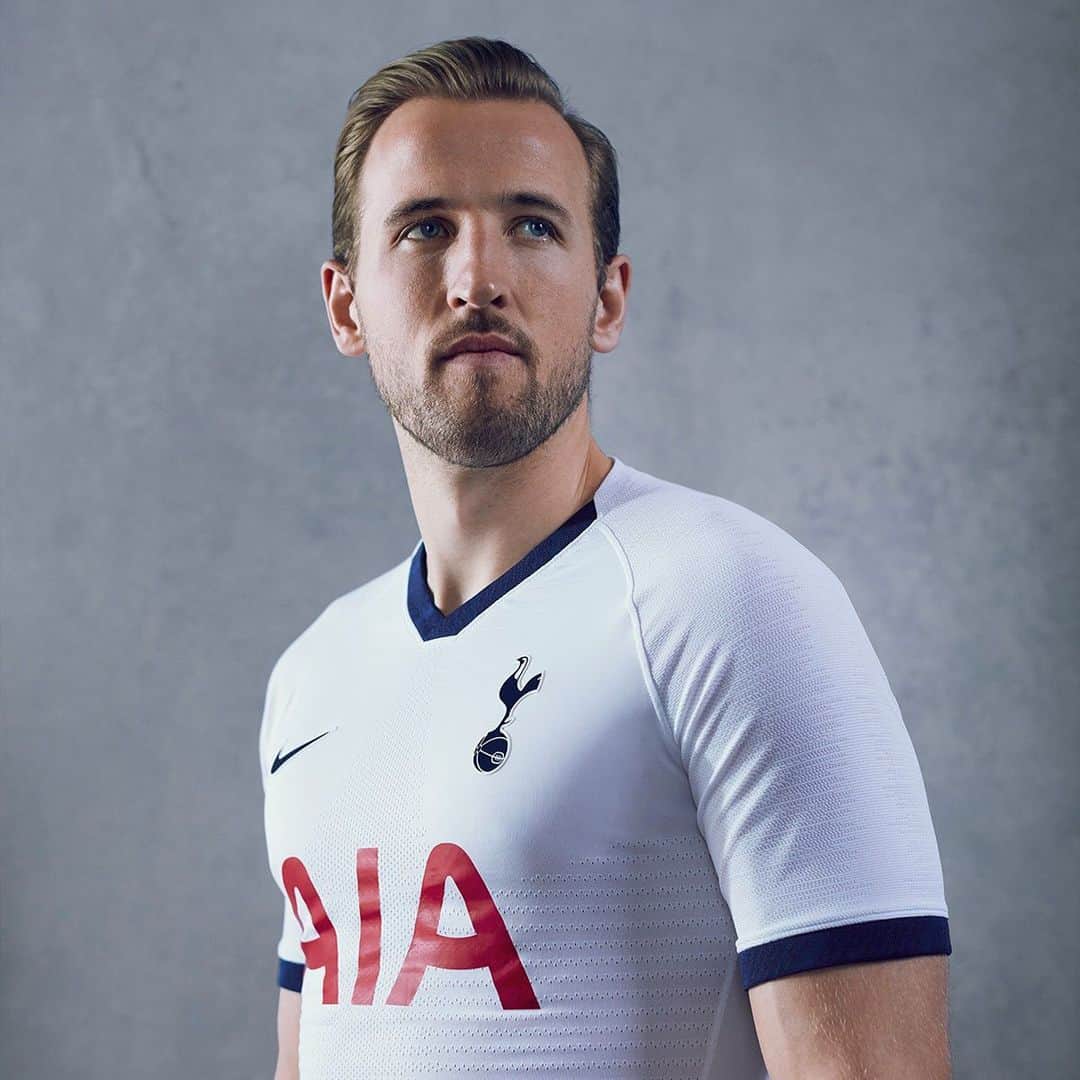 ハリー・ケインのインスタグラム：「New kit 🔥 #COYS」