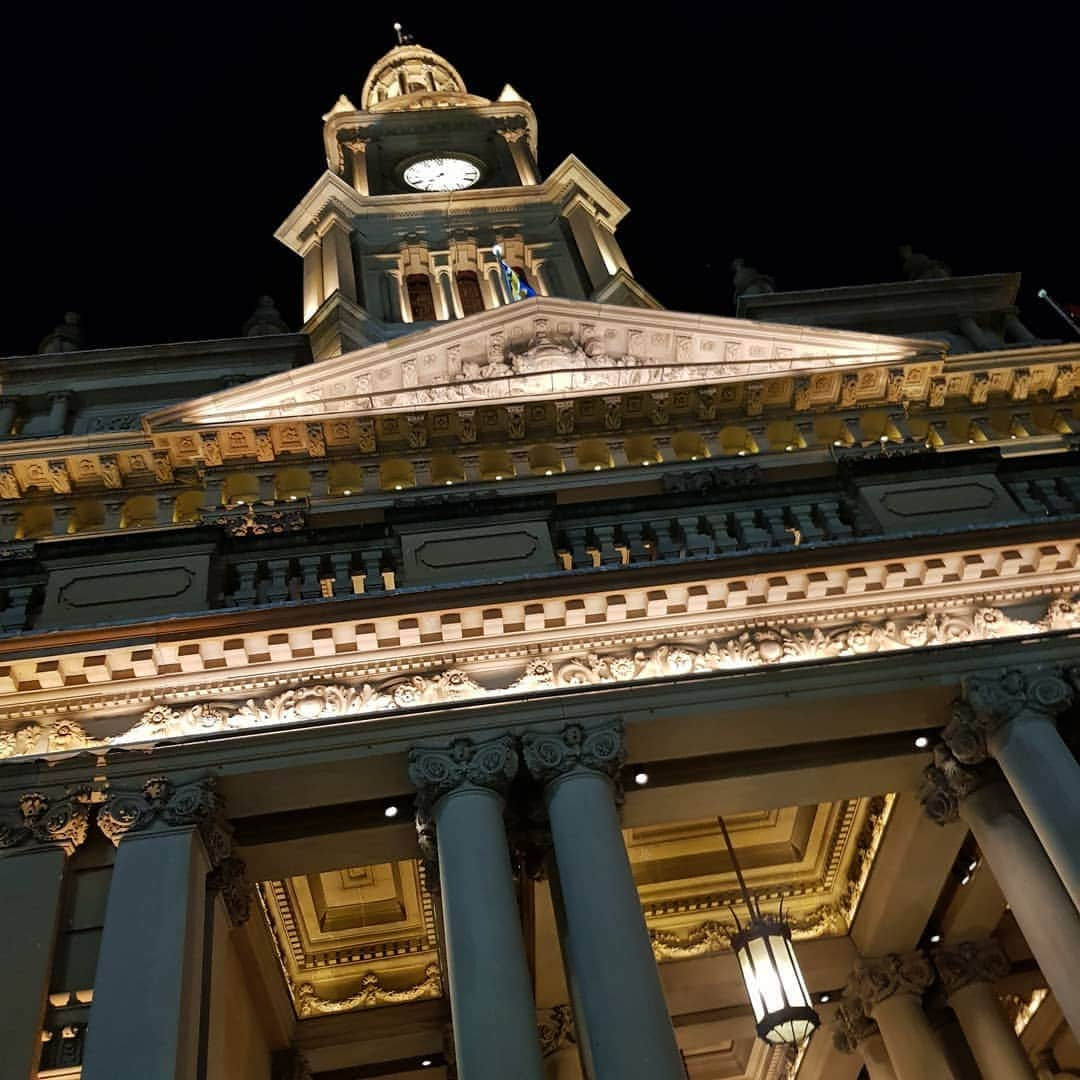 フェルナンダ・リーさんのインスタグラム写真 - (フェルナンダ・リーInstagram)「Welcome to Sydney's Townhall❣ It houses the grand organ (the largest of its time during installation) and actually lies atop of.. a... cemetery.....」7月18日 20時04分 - warukatta