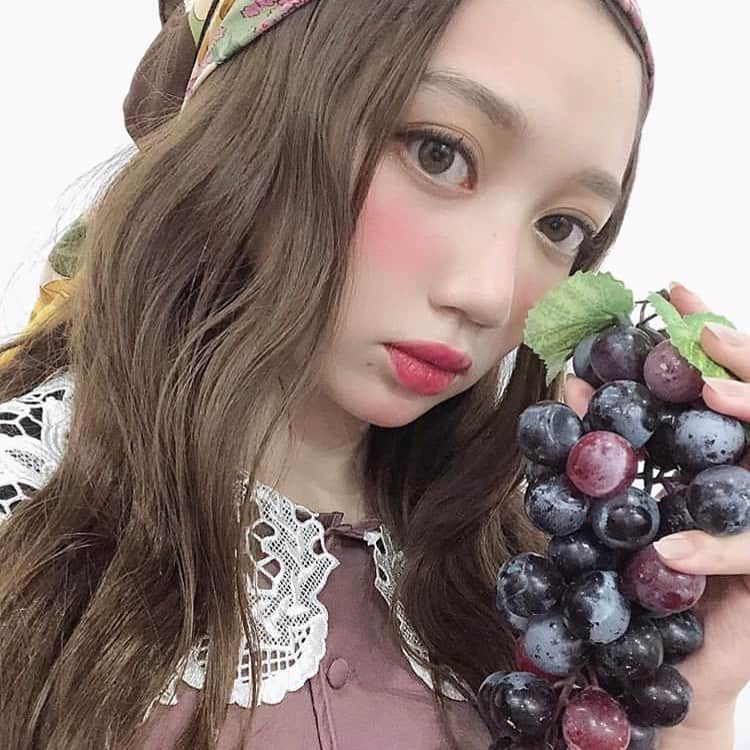 双木昭夫さんのインスタグラム写真 - (双木昭夫Instagram)「ぶどう農家の娘、小澤シェインちゃん💖雑誌tulleの撮影です」7月18日 20時12分 - akio_namiki