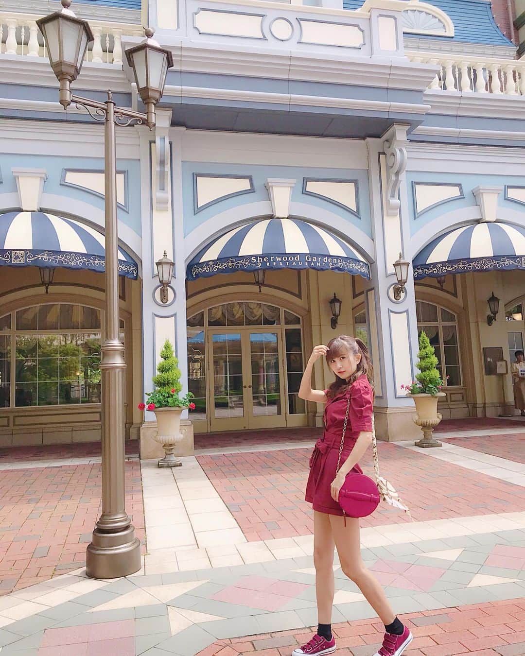 金澤有希さんのインスタグラム写真 - (金澤有希Instagram)「❤︎ ・ ・ ・ ・ #私服 #赤コーデ #ファッション #ディズニーホテル #東京 #ディズニー #disneyfun #disneycode #disneyland #disney #Disneylandhotel」7月18日 20時44分 - yuuki_kanazawa0501