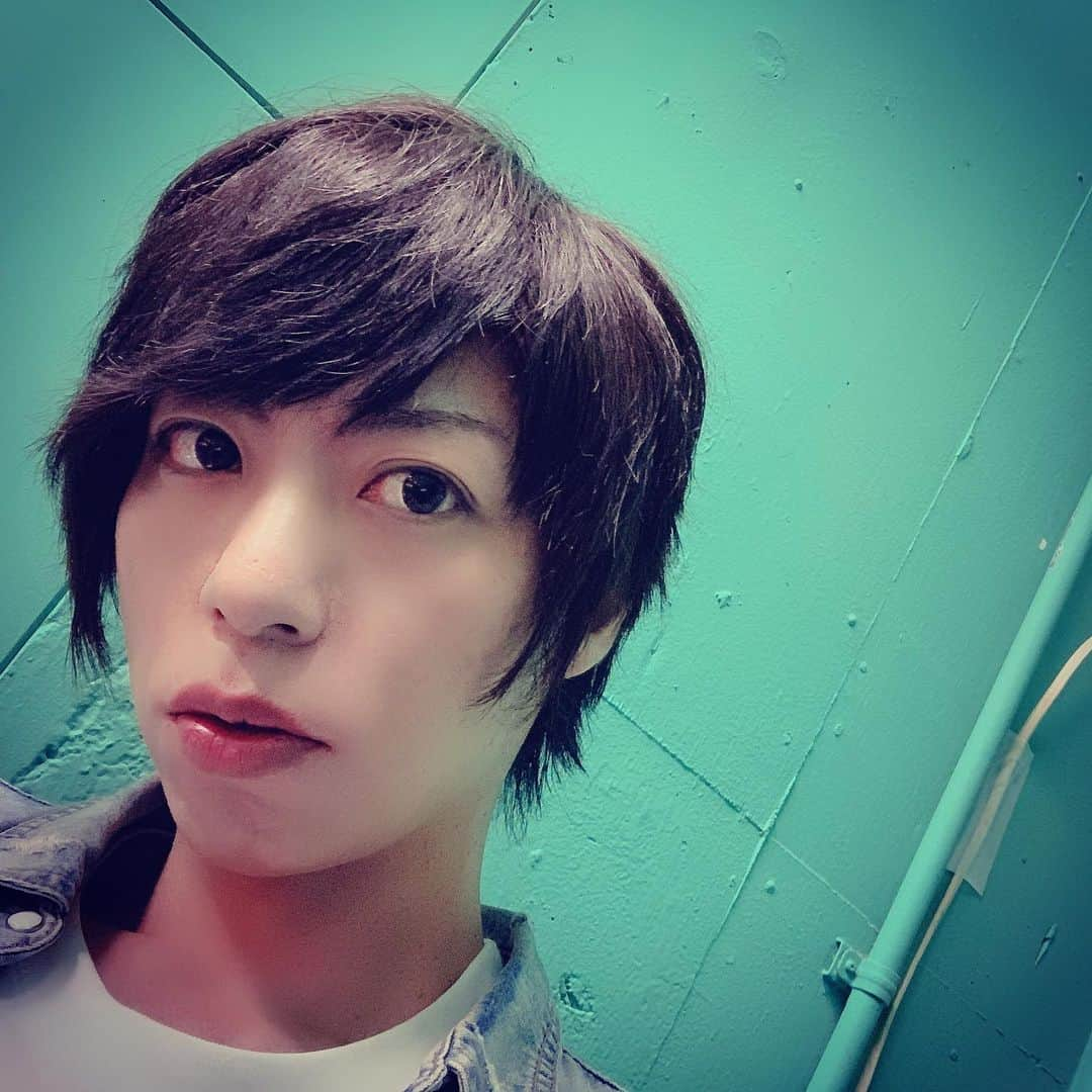 SARSHIさんのインスタグラム写真 - (SARSHIInstagram)「Today, I had live of Flutter Echo I belong with!! The music of Flutter Echo is Japanese EDM, and I'm vocal ist and guitarist in this band. I wanna have live as Flutter Echo around the world. If you search Flutter Echo on Youtube or Soundcloud, you can listen to our music. Please enjoy and share our music!! :D #sarshi #flutterecho #live #edm #japaneseedm」7月18日 20時50分 - hero_sarshi