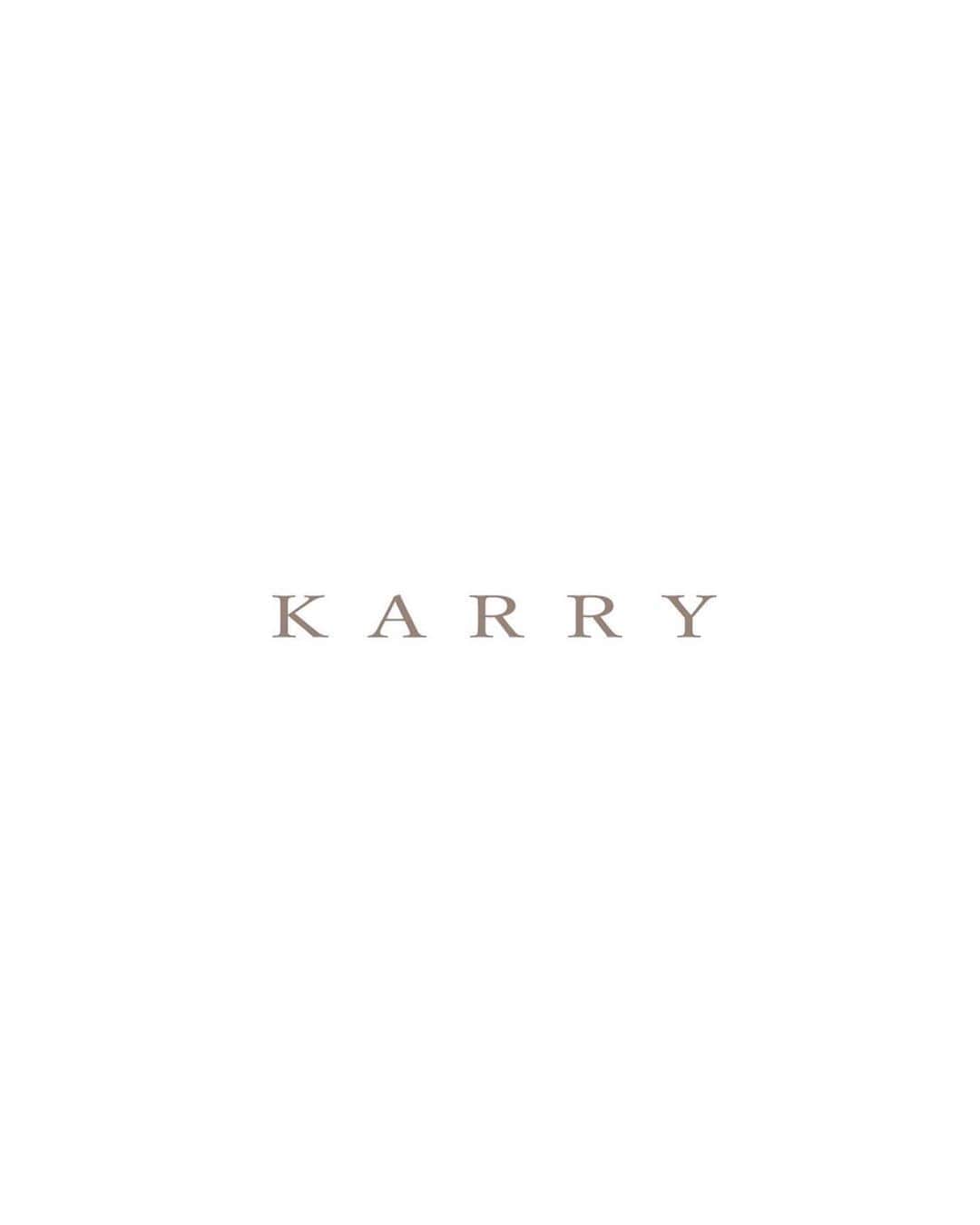 湯浅喬子のインスタグラム：「この度、大切に温めてきました 自身のブランドであるweb shop ''KARRY''(キャリー)を立ち上げる事になりました。 、 日本製の生地にこだわった 女性らしさを詰め込んだ 綺麗なシルエットのアイテムも。 、 特別な日やデイリーに着て 気に入って頂けると嬉しいです✨ 、 皆様に長く、沢山愛されるブランドに 育てていけるよう頑張ります。 、 HPは、KARRYのInstagram ( @k__a__r__r__y )と私のプロフィールから飛べます。 KARRYのInstagramも フォローして頂けると幸いです。 、 どうぞよろしくお願い致します♡ #KARRY#キャリー#madeinjapan」