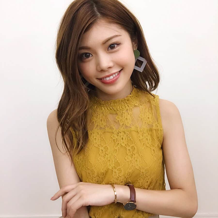 のインスタグラム：「はじめてのGRL♩ ． ． ． どの服が好み？♡ ． ． ． 前にリクエスト頂いてチェックしてみたらプチプラアイテムがいっぱいやったよ♪ ． ． ． 動画でもほかのアイテムやコーデも紹介してるから参考にしてね〜＊° ． ． . ． ． #グレイル #GRL #タンクトップ #セットアップ #カジュアルコーデ #ラテカラー #カシュクール #レーストップス #プチプラコーデ #お洒落さんと繋がりたい #instafashion #instagood  #cordinate #fashion #lfl #instapic #instalove #photooftheday #casualstyle #code #love #makoscode #ootd #outfit  #데일리룩 #옷스타그램 #패션아이템」