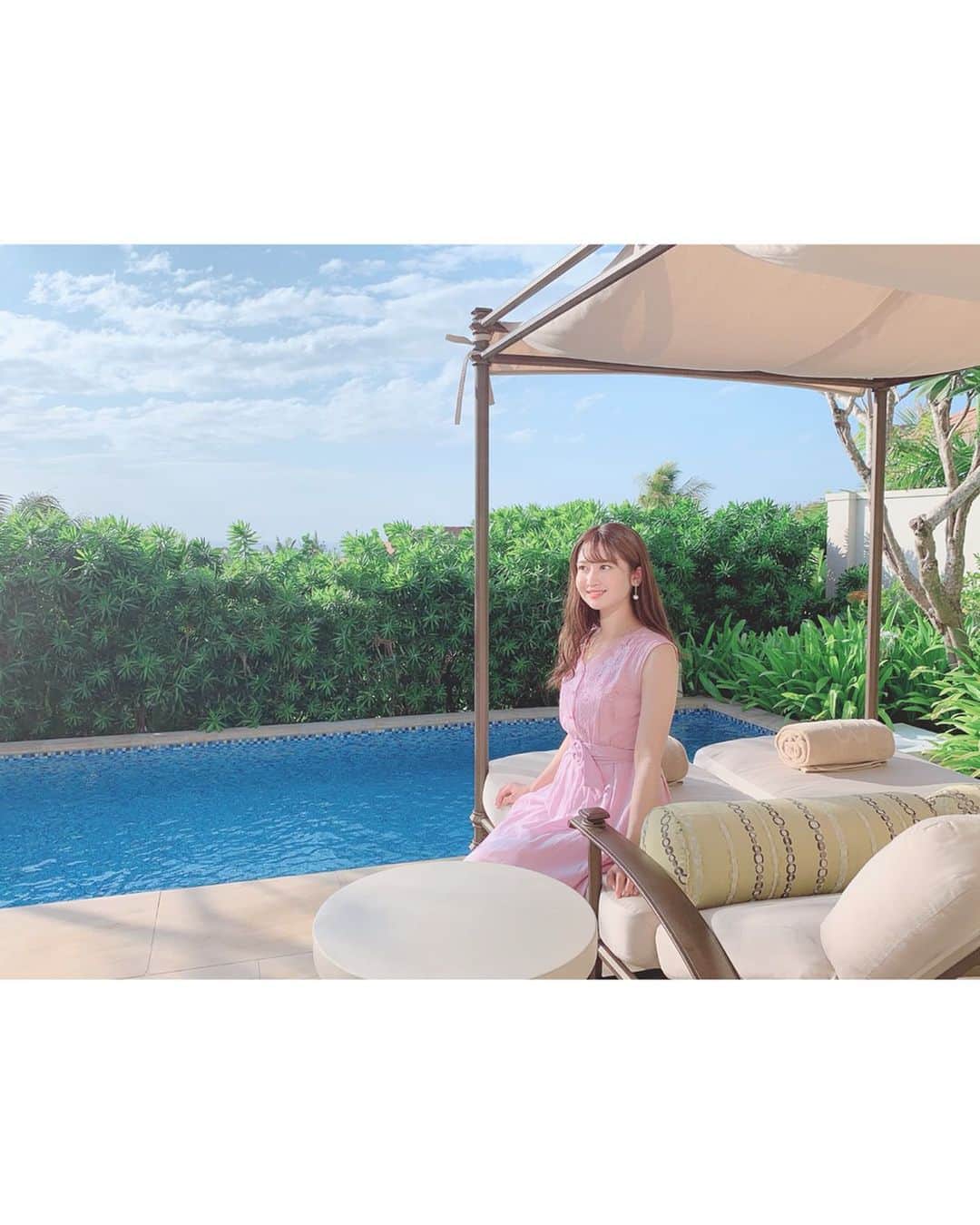 沢井里奈さんのインスタグラム写真 - (沢井里奈Instagram)「♡ . Mulia Resortのヴィラ🏝💕💕 . とっても落ち着く癒しの空間でした🥺❤️ いつか泊まってみたいな☺️💓💓 . #escapetomulia #Bali #Indonesia #BaliIndonesia #centrair #shooting #travel #trip #instatravel #photographic #instagood #instagramjapan #japanesegirl #girls #バリ #バリ島 #インドネシア #バリ島旅行 #女子旅 #月刊Cheek #ガルーダ航空 #セントレア #夏コーデ #さわーコーデ #さわー海外 #沢井里奈」7月18日 21時22分 - sawairina