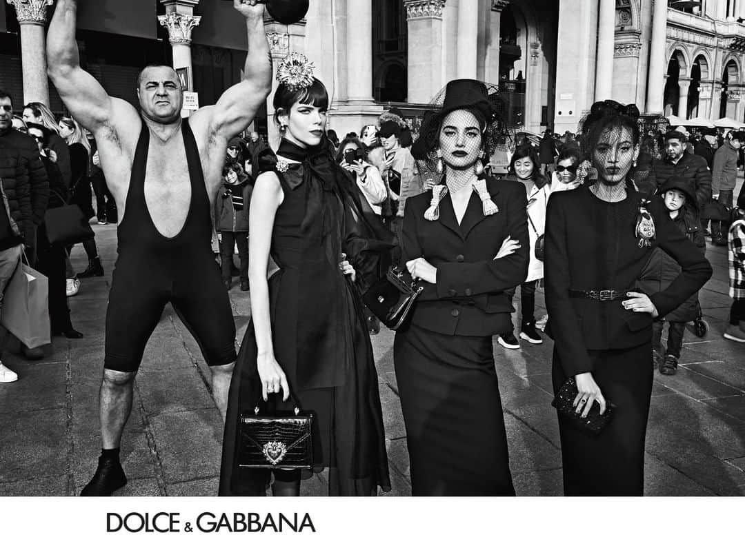 ドルチェ&ガッバーナさんのインスタグラム写真 - (ドルチェ&ガッバーナInstagram)「The new Dolce&Gabbana Fall Winter 2019-20 Women's Advertising Campaign, shot in Milan by Branislav Simoncik. #DGCampaign #DGFW20 #DGELEGANZA #DGWomen」7月18日 21時31分 - dolcegabbana