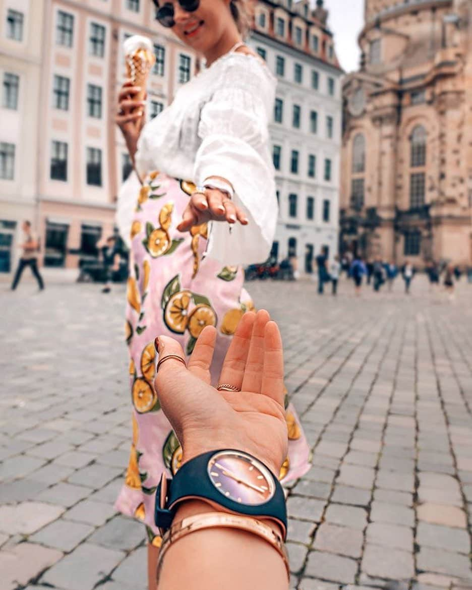 アイスウォッチさんのインスタグラム写真 - (アイスウォッチInstagram)「In the cookie of life friends are chocolate chips ✨ Thank you  @desbelleschoses 😘 #icewatch #changeyoucan #iceduochic #beduobechic #summer #friends #watch #city #travel #holiday #love #friendship」7月18日 21時54分 - icewatch