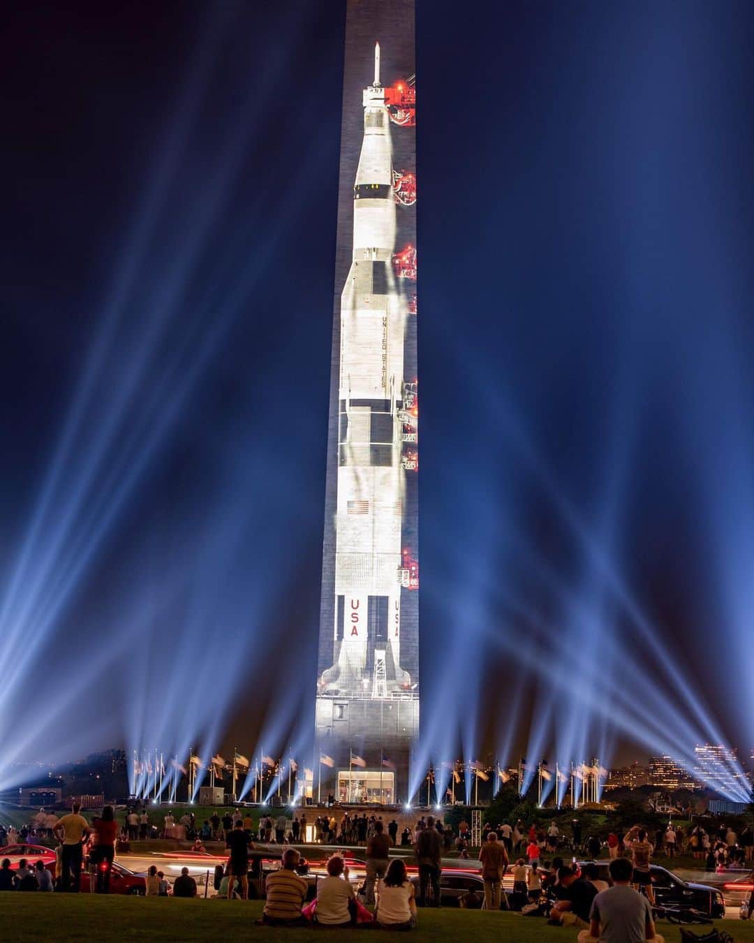 National Geographic Travelさんのインスタグラム写真 - (National Geographic TravelInstagram)「Photo by @BabakTafreshi | I'm in Washington DC for the 50th anniversary of moon landing. This impressive life-size projection of Apollo 11 Saturn V rocket appears on the east face of Washington Monument in DC. The #goforthemoon project and film screening continues to July 20, each night at 9:30-11:30. Photographed on assignment for @natgeo. The projection is organized by @airandspacemuseum partnered with @usinterior and 59 Productions. Explore astronomy and space photography with me @babaktafreshi. #Apollo50th #NASA #washingtondc」7月18日 22時06分 - natgeotravel