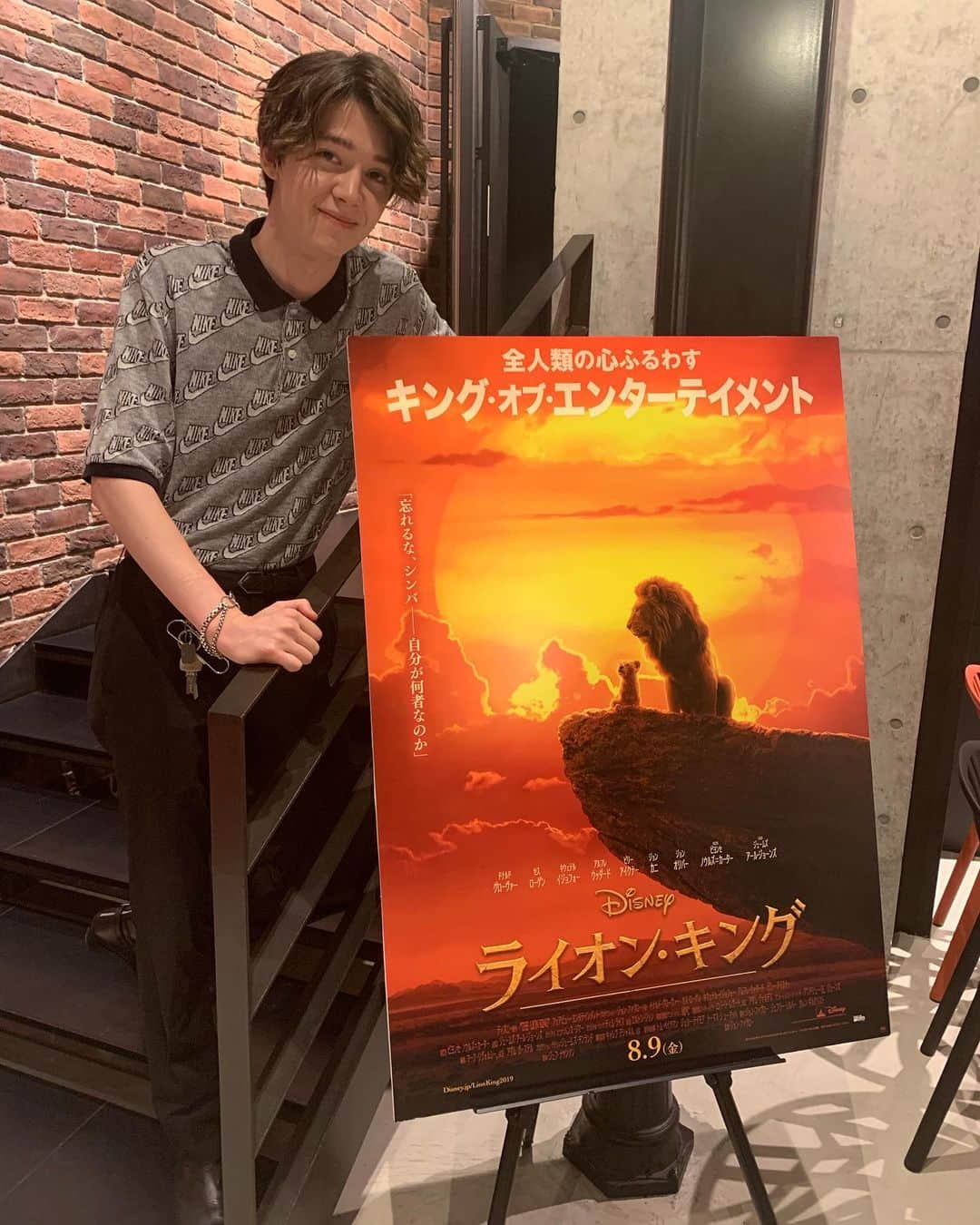 Roseさんのインスタグラム写真 - (RoseInstagram)「ライオン・キングの試写会に行ってきました！ 映像がとにかく綺麗で声優陣も豪華な素晴らしい作品でした。皆さんも是非シアターへ足を運んでみてはいかがでしょうか🤘🏻」7月18日 22時20分 - rose_0507_