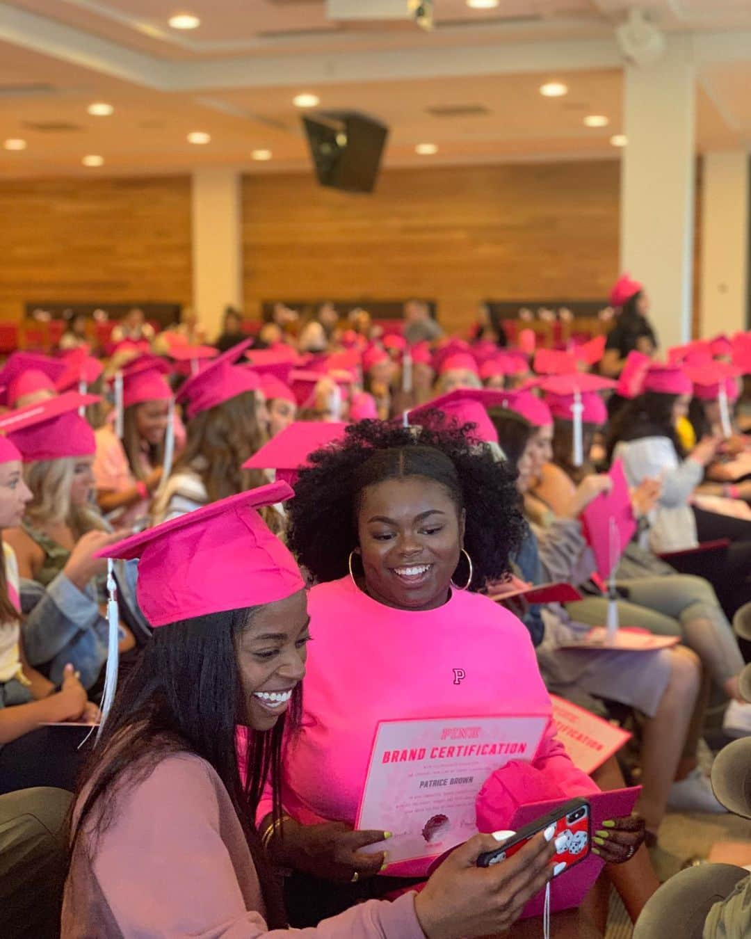 Victoria's Secret PINKさんのインスタグラム写真 - (Victoria's Secret PINKInstagram)「PINK Campus Rep Certification was an amazing experience, and although it’s over the fun doesn’t end here! We’re so excited to see our #PINKReps on campus this year! Reps, comment below on what your favorite part was 👇」7月19日 9時16分 - vspink