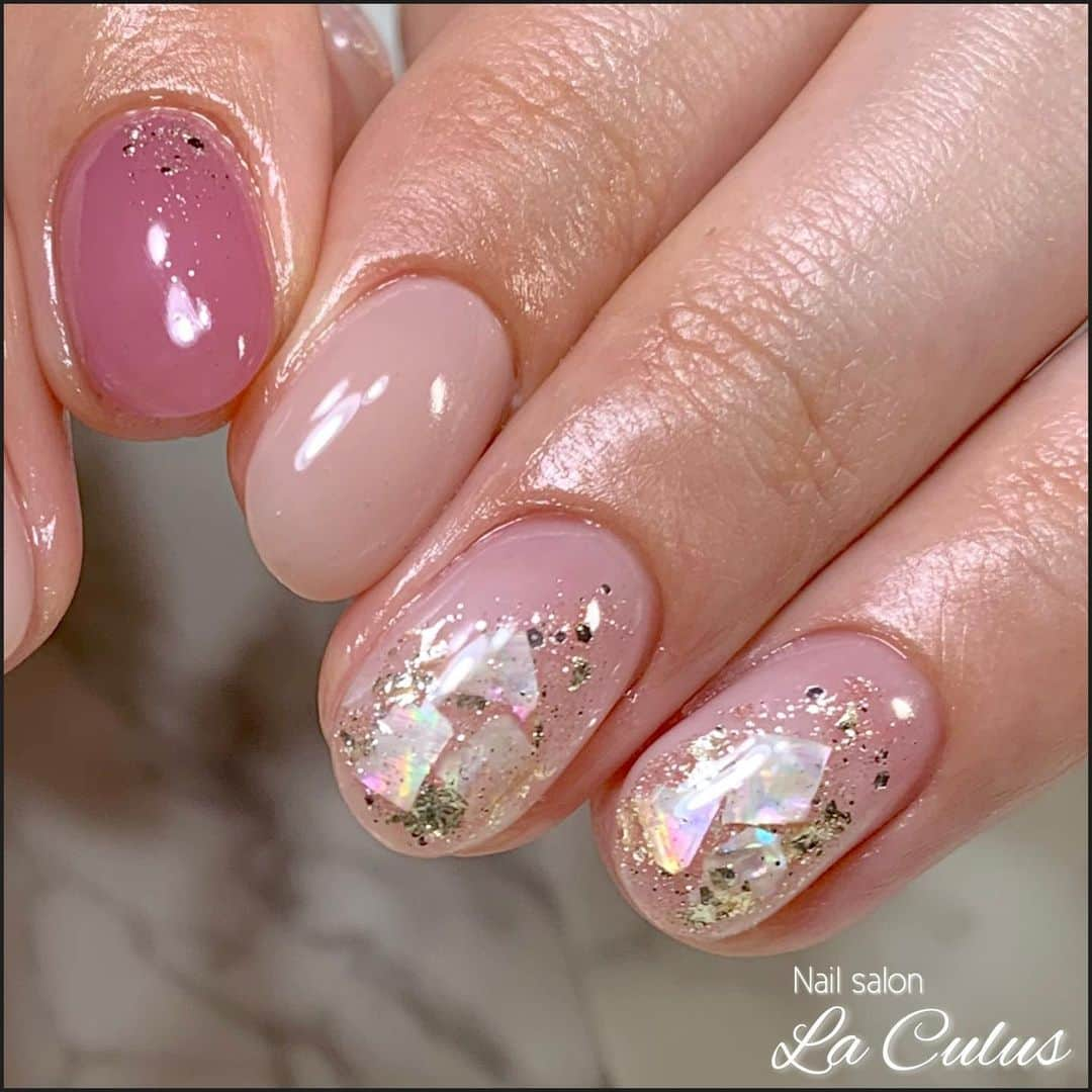 Mihoさんのインスタグラム写真 - (MihoInstagram)「. nails. . . 6月のキャンペーンデザインだったもの♡ . . . ◆オフ込み1.5時間 ◆丁寧ケア付き ◆1ヶ月以内のご来店で¥500-引き (キャンペーンデザインは適用外) . . . #laculus #お客様ネイル #ビジューネイル #シンプルネイル#美甲 . #ネイル #ジェル #ジェルネイル #ネイルアート #ネイルサロン #ネイルデザイン #春ネイル #プライベートサロン #プライベートネイルサロン #ネイルアーティスト . #神戸 #三宮 #神戸元町 #大阪 . #神戸ネイル #神戸ネイルサロン #三宮ネイルサロン #三宮ネイル . #nail #nails #nailart #beauty #kawaii」7月19日 8時52分 - la.source_nail