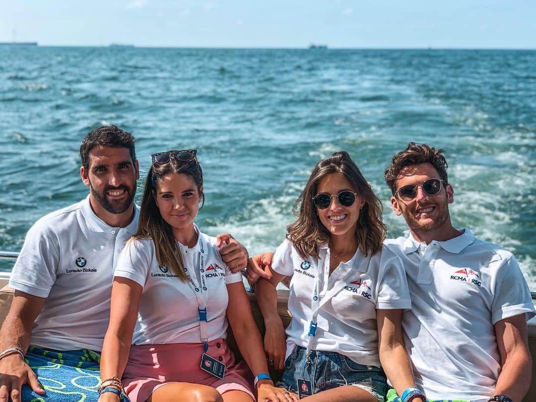 イバイ・ゴメスのインスタグラム：「Boat trip! ⛵️」