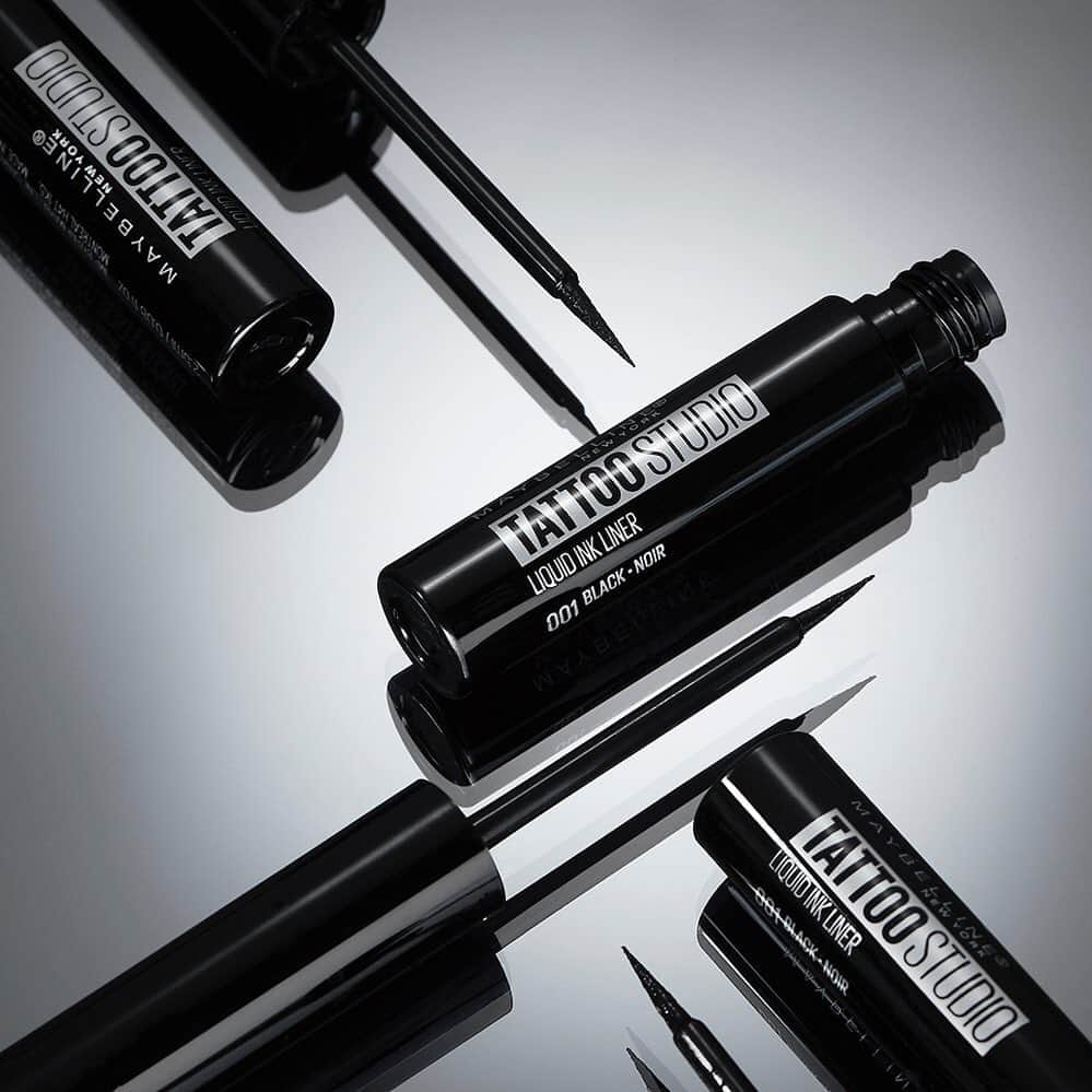 Maybelline New Yorkさんのインスタグラム写真 - (Maybelline New YorkInstagram)「Tag the wing to your liner! 🖤 Keep your eyeliner looking sharp and on point with our NEW tattoo studio liquid ink eyeliner that lasts up to 36 hours! Tap to shop. #mnyliner」7月19日 1時48分 - maybelline