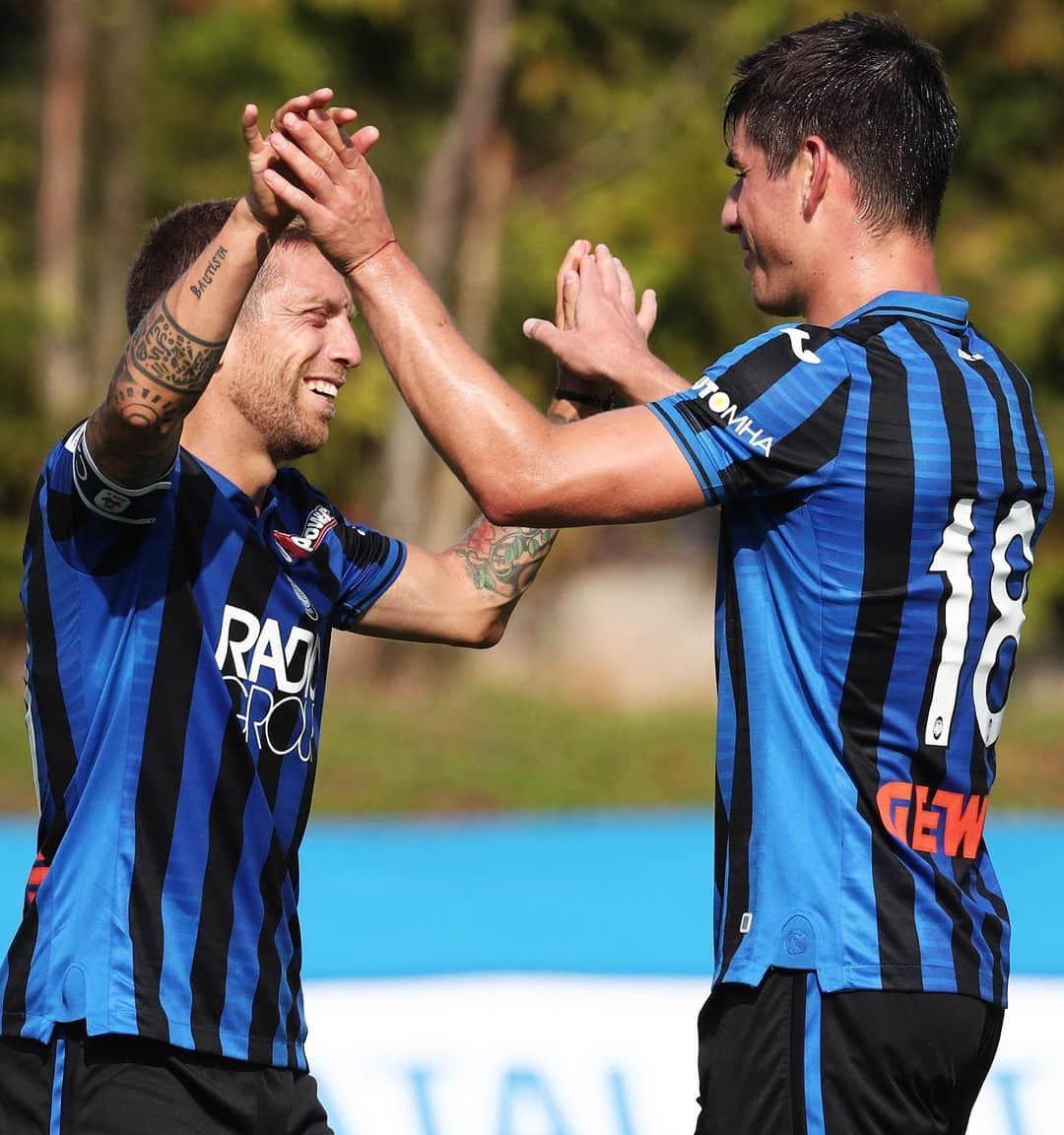 アタランタBCさんのインスタグラム写真 - (アタランタBCInstagram)「#TrofeoFraMar #Atalanta 🆚 #Brusaporto 9-0 ✌🏼 ⚽️⚽️ @colley_19_ ⚽️ Tomasi (B) autogol ⚽️ Esposito (B) autogol ⚽️ @malinovskyi_18 ⚽️⚽️⚽️ @iamamadtraore ⚽️ @luisfmuriel9  #GoAtalantaGo ⚫️🔵 #preseason #trofeoFraMar」7月19日 1時59分 - atalantabc