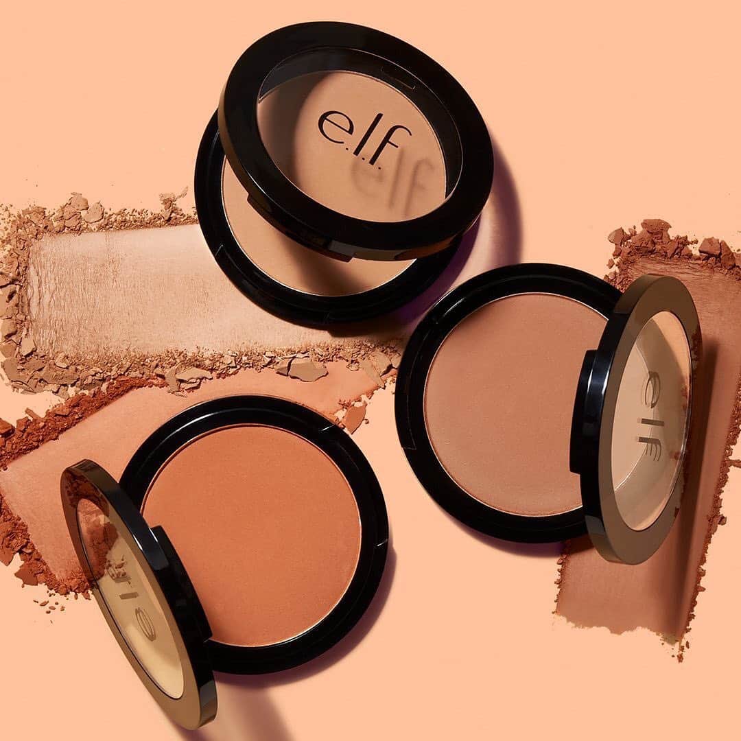 e.l.f.さんのインスタグラム写真 - (e.l.f.Instagram)「The Primer-Infused Bronzer is a summer staple for a bronzy, sun kissed glow. ✨ Gently buff the product into your cheeks and forehead for an enhanced complexion! 🤩 #elfingamazing #elfcosmetics #crueltyfree #vegan」7月19日 2時03分 - elfcosmetics
