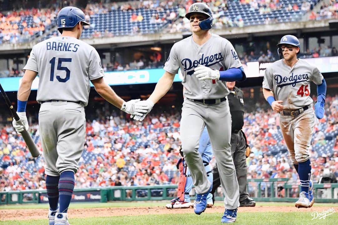 Los Angeles Dodgersさんのインスタグラム写真 - (Los Angeles DodgersInstagram)「Deuces, Philly.」7月19日 3時20分 - dodgers