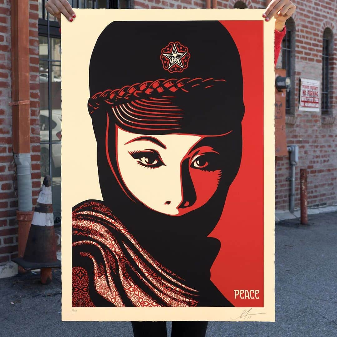 Shepard Faireyさんのインスタグラム写真 - (Shepard FaireyInstagram)「OBEY LOTUS ORNAMENT AND MUJER FATALE AVAILABLE JULY 23RD!⁠⠀ ⠀⠀⠀⠀⠀⠀⠀⠀⠀⁣⠀⁣⠀⠀⠀⁠⠀⁠⠀⁠⠀ OBEY Lotus Ornament. Serigraph on Coventry Rag, 100% Cotton Custom Archival Paper with hand-deckled edges. 30 x 41 inches. Signed by Shepard Fairey. Numbered edition of 89. $900. Comes with a certificate of authenticity. Available Tuesday, July 23rd @ 10 AM PDT at store.obeygiant.com/collections/prints. Max order: 1 per customer/household. *Orders are not guaranteed as demand is high and inventory is limited.* Multiple orders will be refunded. International customers are responsible for import fees due upon delivery.⁣ ALL SALES FINAL.⁠⠀ ⠀⠀⠀⠀⠀⠀⠀⠀⠀⁣⠀⁣⠀⠀⠀⁠⠀⁠⠀⁠⠀ Mujer Fatale. Serigraph on Coventry Rag, 100% Cotton Custom Archival Paper with hand-deckled edges. 30 x 41 inches. Signed by Shepard Fairey. Numbered edition of 89. $900. Comes with a certificate of authenticity. Available Tuesday, July 23rd @ 12 PM PDT at store.obeygiant.com/collections/prints. Max order: 1 per customer/household. *Orders are not guaranteed as demand is high and inventory is limited.* Multiple orders will be refunded. International customers are responsible for import fees due upon delivery.⁣ ALL SALES FINAL.⁠⠀ ⠀⠀⠀⠀⠀⠀⠀⠀⠀⁣⠀⁣⠀⠀⠀⁠⠀⁠⠀⁠⠀ Visit the link in bio for FULL print details and more info!⁠⠀ #FACINGTHEGIANT #OBEYGIANT30TH #obeygiant #obey #shepardfairey」7月19日 3時37分 - obeygiant