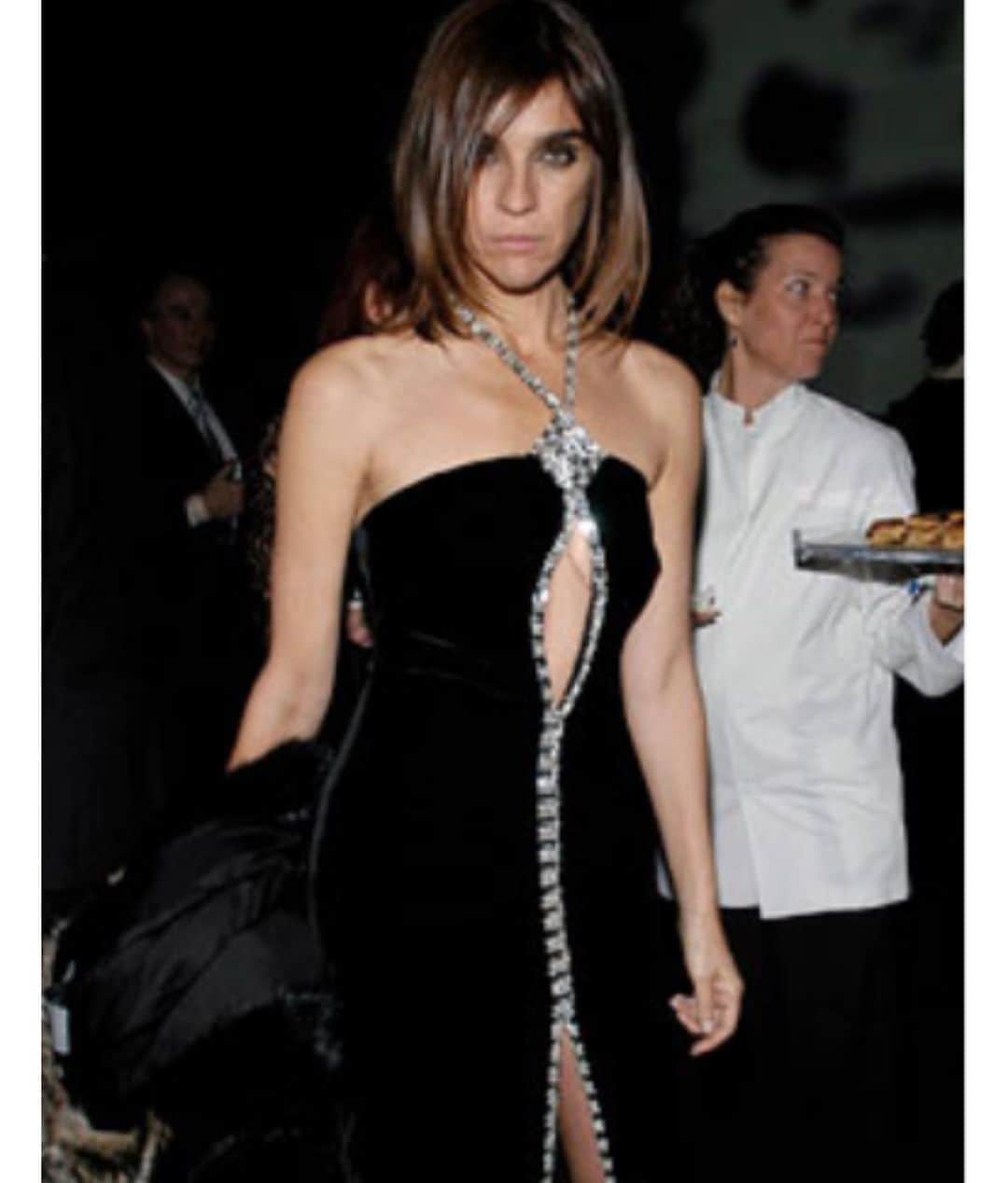 カリーヌ・ロワトフェルドのインスタグラム：「Unzipped 🥰」