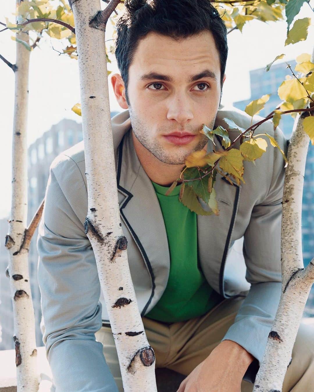 Teen Vogueさんのインスタグラム写真 - (Teen VogueInstagram)「In honor of the latest #GossipGirl news (link in bio), let's take a walk down memory lane. 😍 Behold, @pennbadgley featured in Teen Vogue's December/January 2008 issue. 📸: Susanna Howe #TBT」7月19日 4時30分 - teenvogue