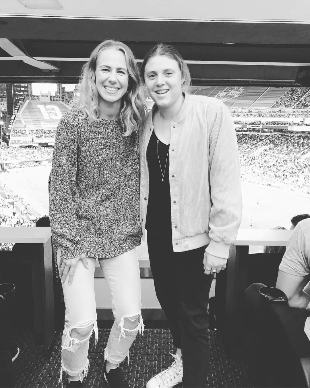 ベヴァリー・ゴーベル・ヤネズさんのインスタグラム写真 - (ベヴァリー・ゴーベル・ヤネズInstagram)「@soundersfc v @bvb09」7月19日 5時02分 - bevyanez