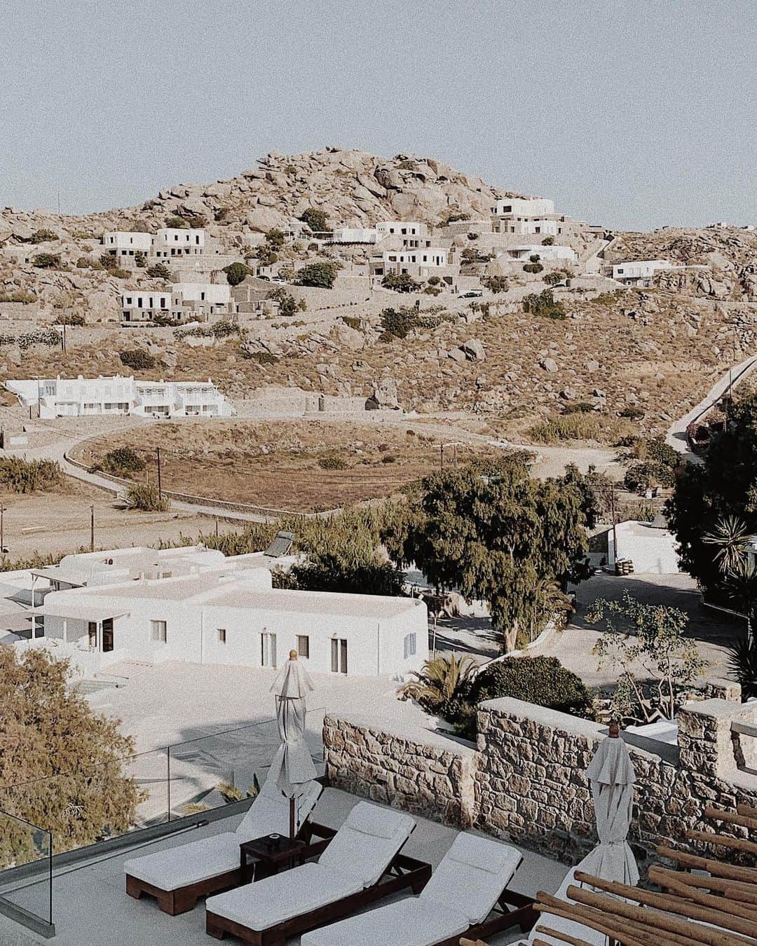 Kelsey Simoneのインスタグラム：「An Alexios approved view 🦅」